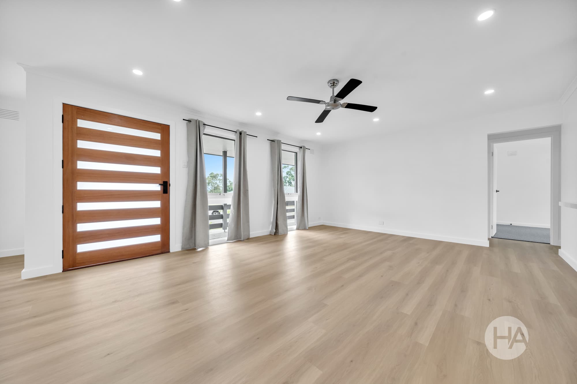 31 Bruce Drive, SOMERVILLE, Somerville - Thumbnail 3