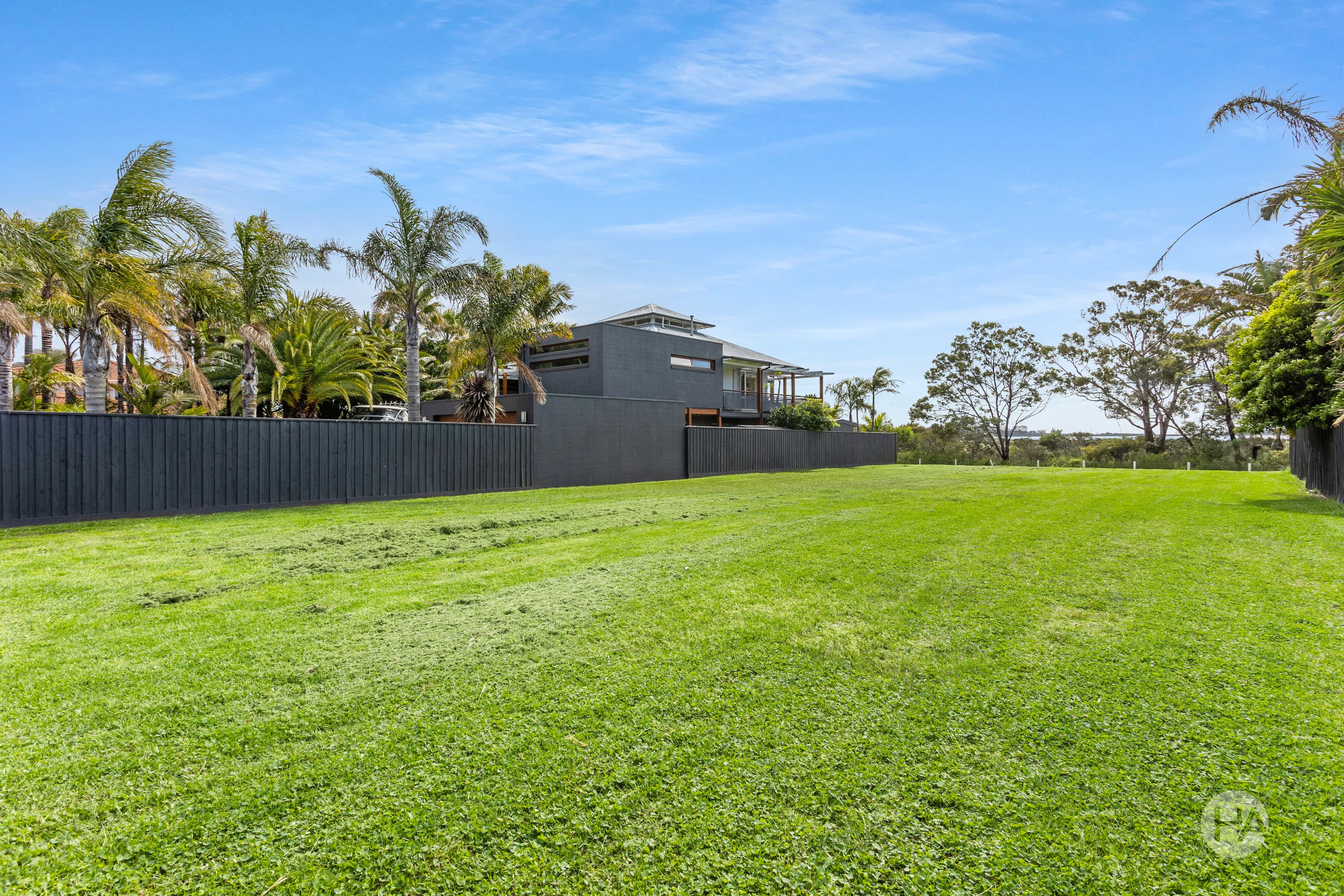 8 Sandstone Court, HASTINGS, Hastings - Thumbnail 2