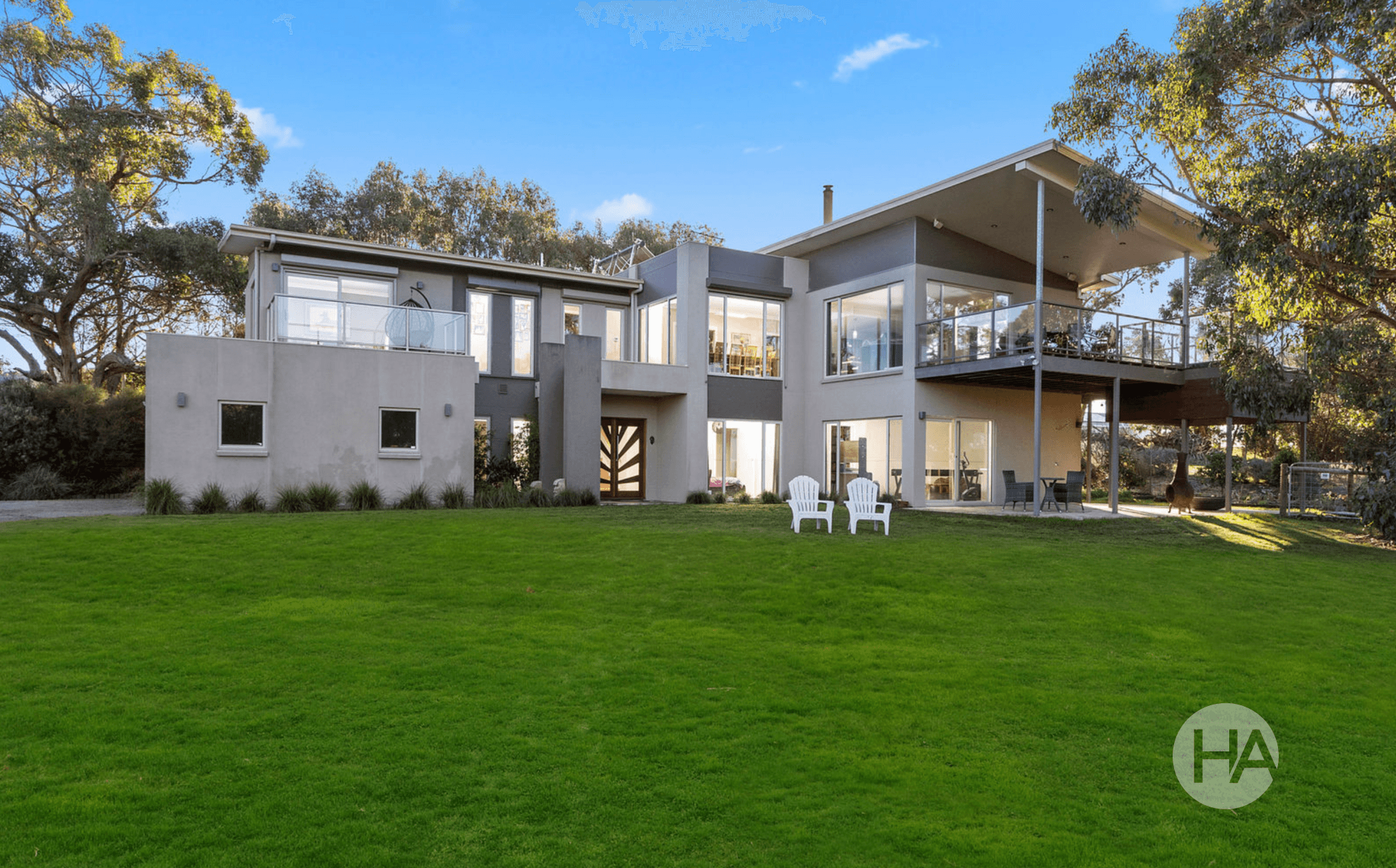 184 Albert Ruttle Drive, INVERLOCH, Inverloch - Image 1