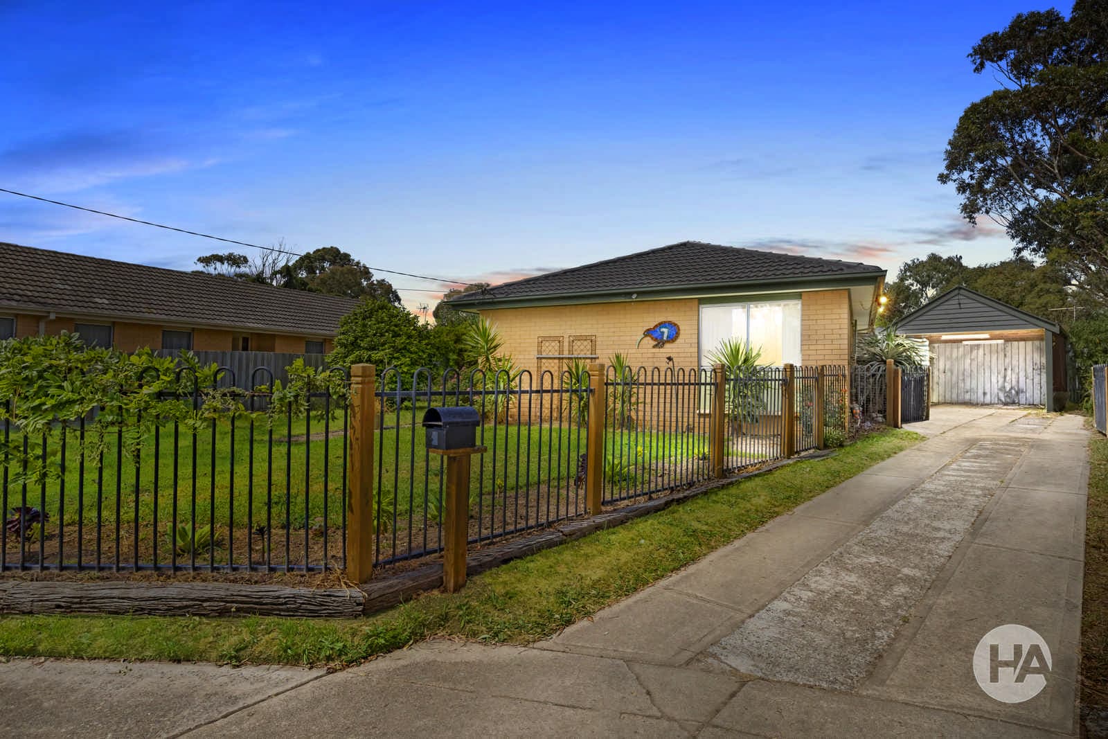 7 Sheringa Court, MORNINGTON, Mornington - Image 1