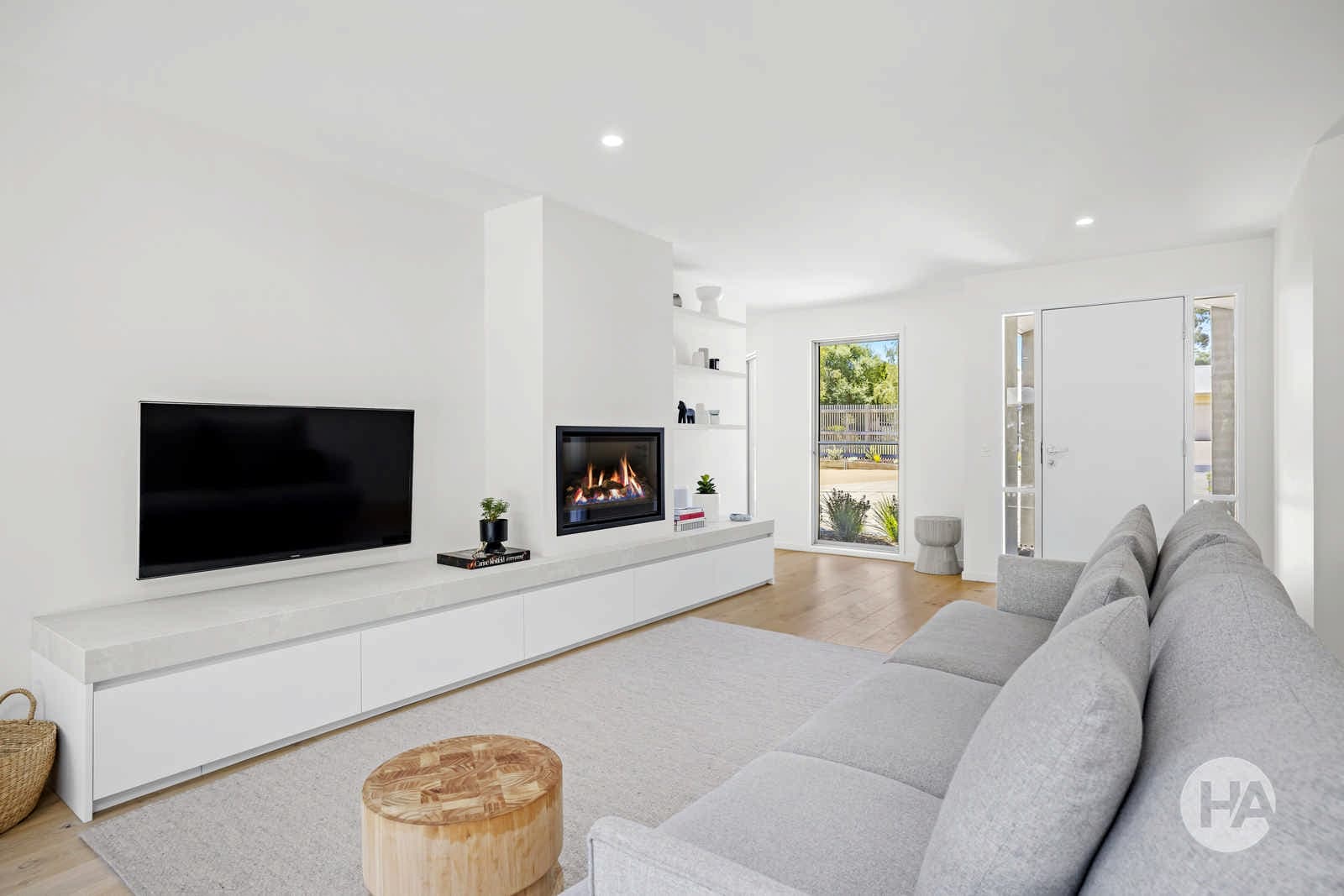 9 Charles Court, SOMERS, Somers - Thumbnail 8