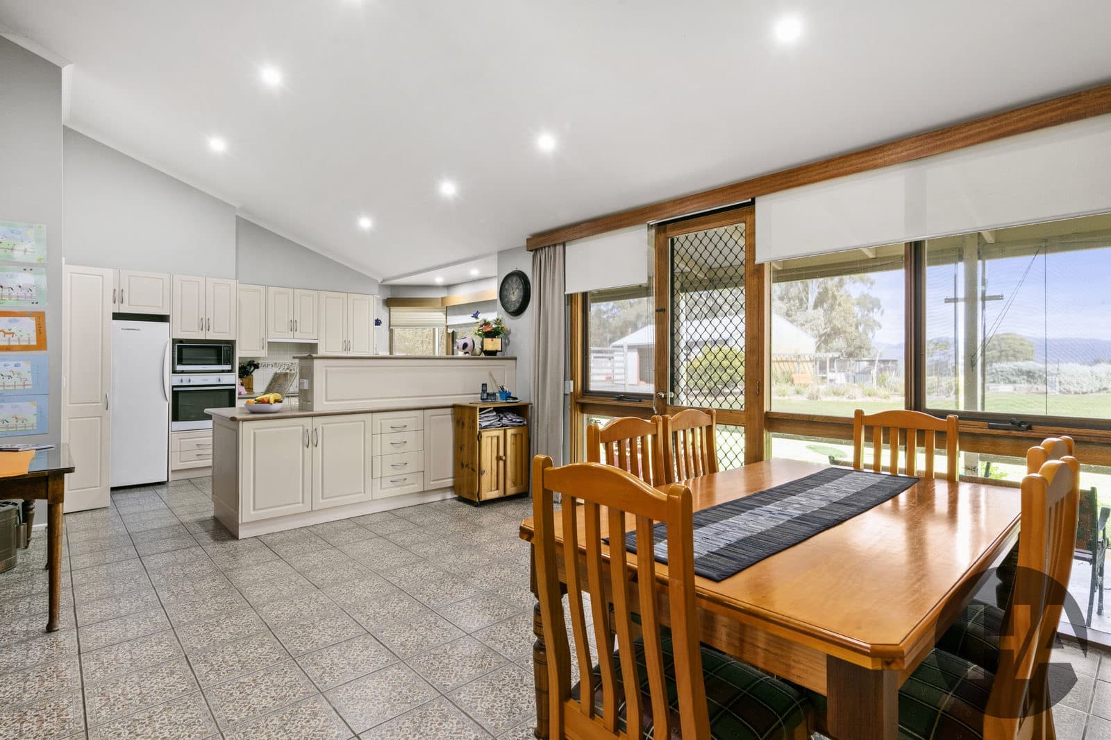 124 Bellellen Road, BELLELLEN, Bellellen - Thumbnail 4