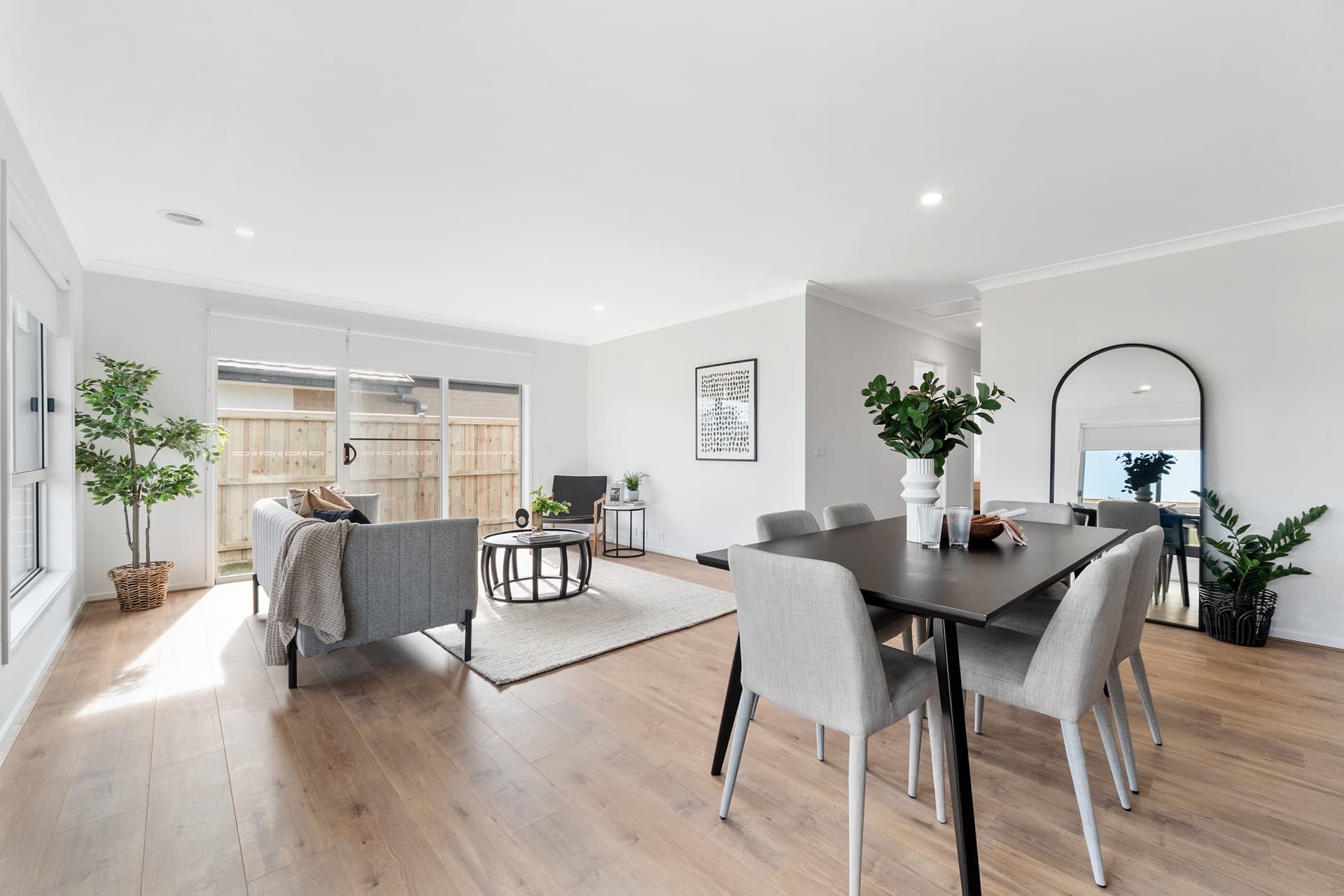 63 Hikari Crescent, CRANBOURNE SOUTH, Cranbourne South - Thumbnail 2