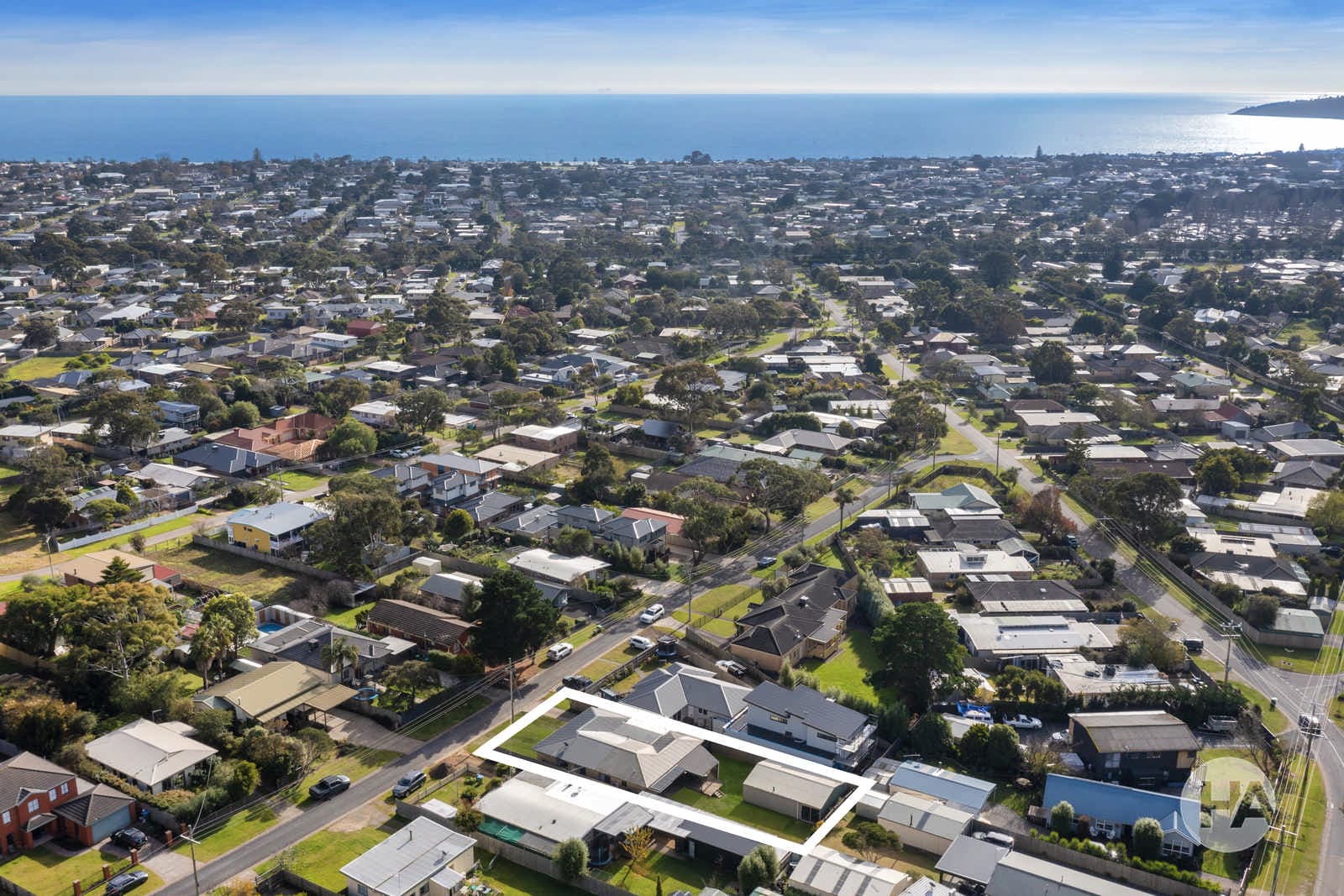 5 Olympic Parade, DROMANA, Lalor - Image 1