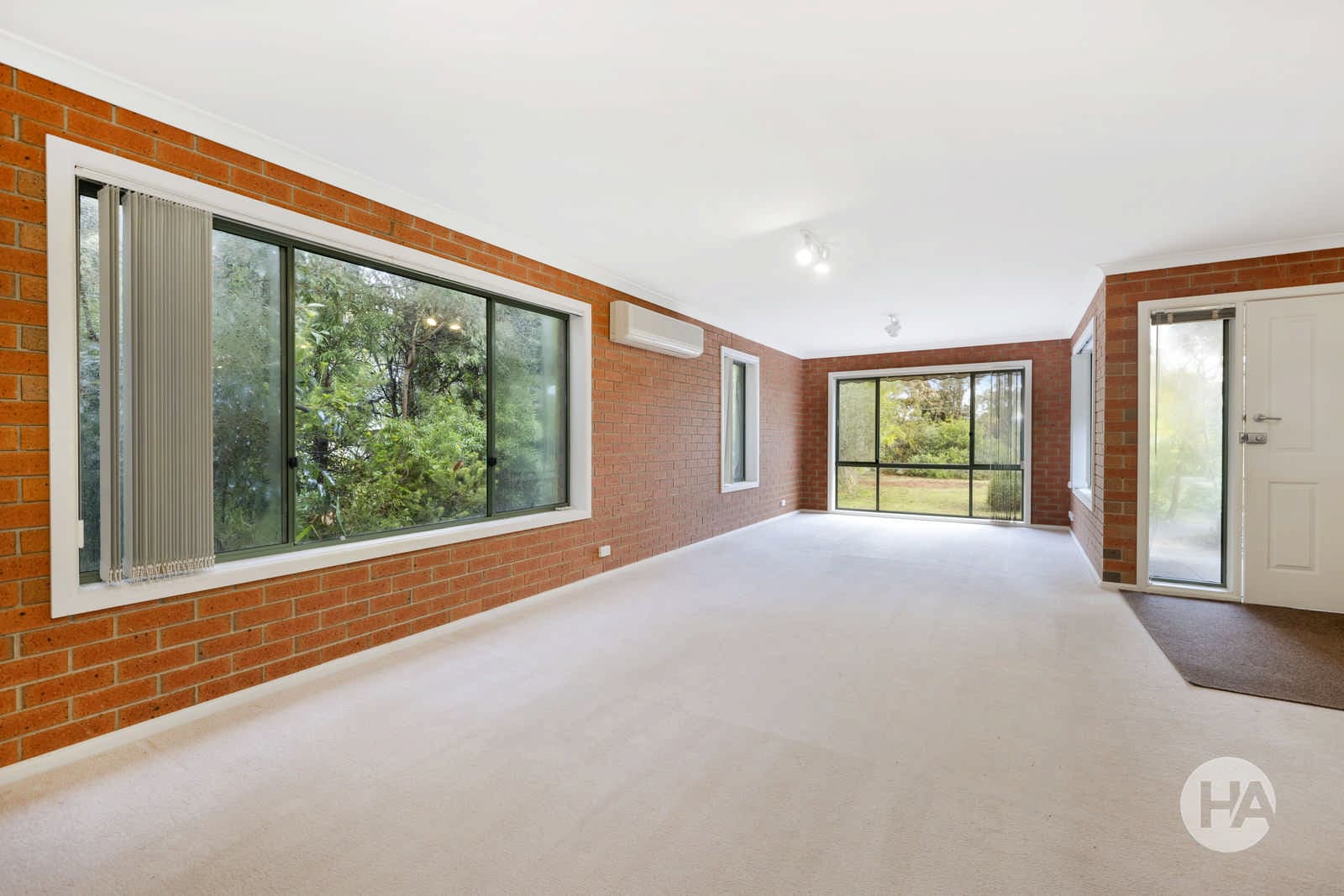 32 Ocean View Crescent, SOMERS, Somers - Thumbnail 4