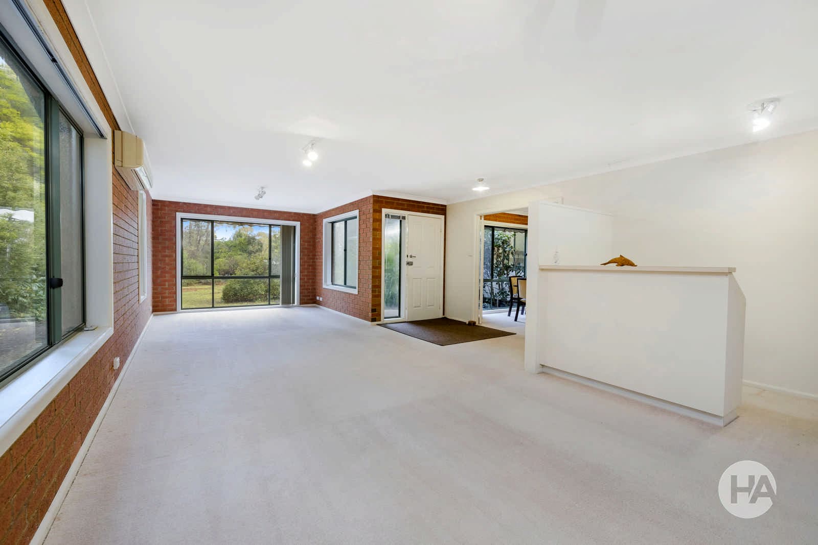 32 Ocean View Crescent, SOMERS, Somers - Thumbnail 5