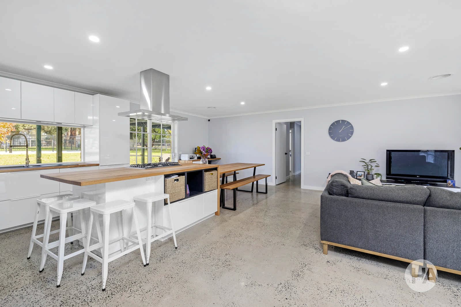 20 Drovers Lane, SOMERVILLE, Somerville - Thumbnail 2