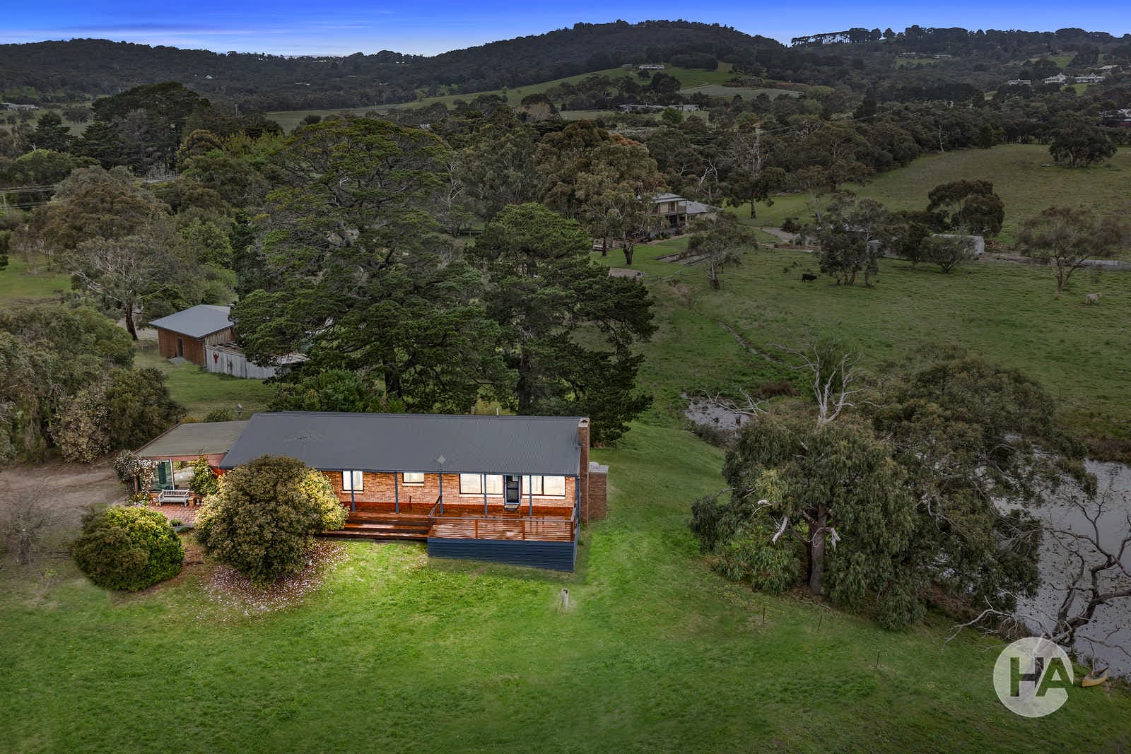 40 Harrisons Road, DROMANA, Dromana - Thumbnail 2