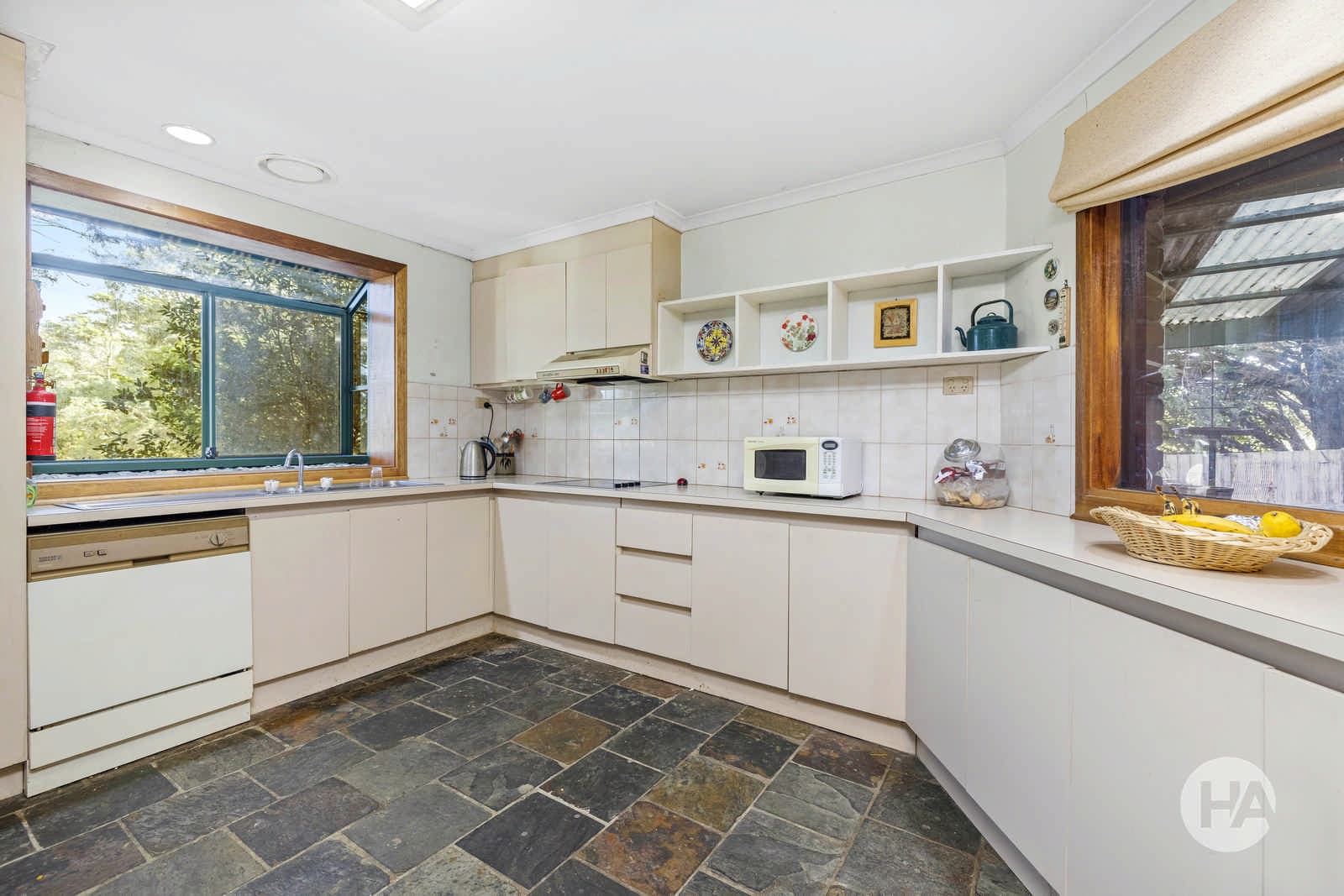 18 Albert Crescent, BALNARRING, Balnarring - Thumbnail 8