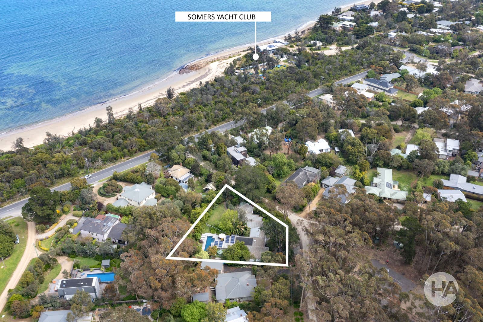 15 Garden Square, SOMERS, Somers - Thumbnail 2