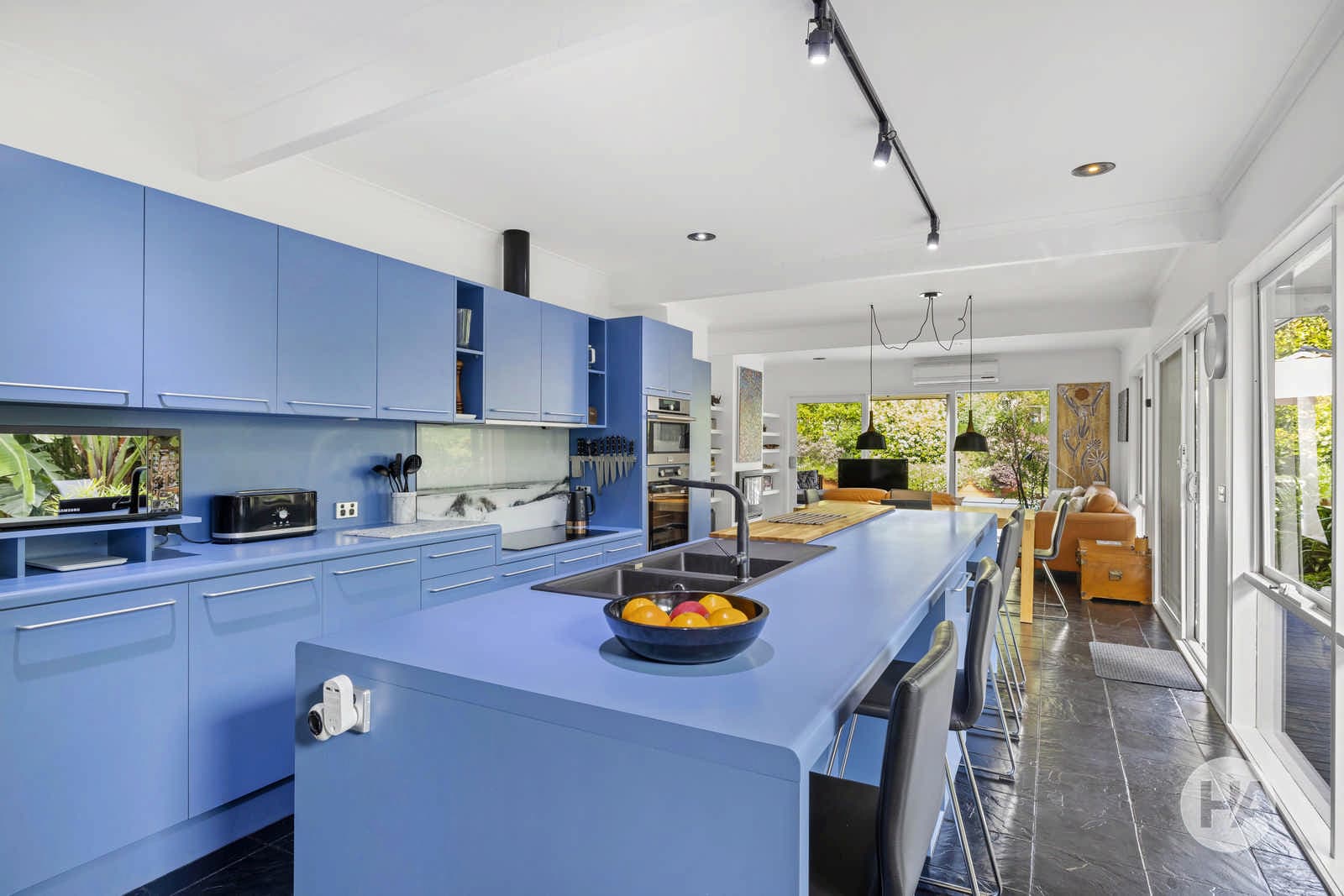 15 Garden Square, SOMERS, Somers - Thumbnail 6