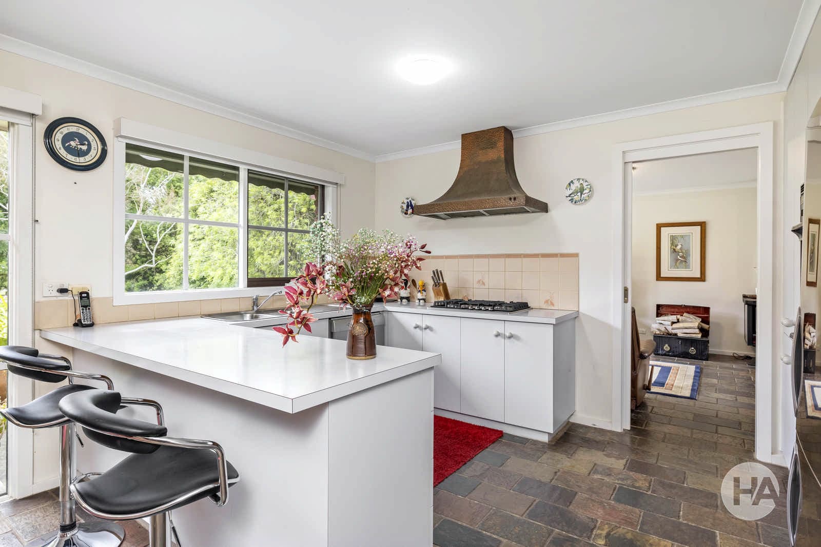 18 Drovers Lane, SOMERVILLE, Somerville - Thumbnail 2