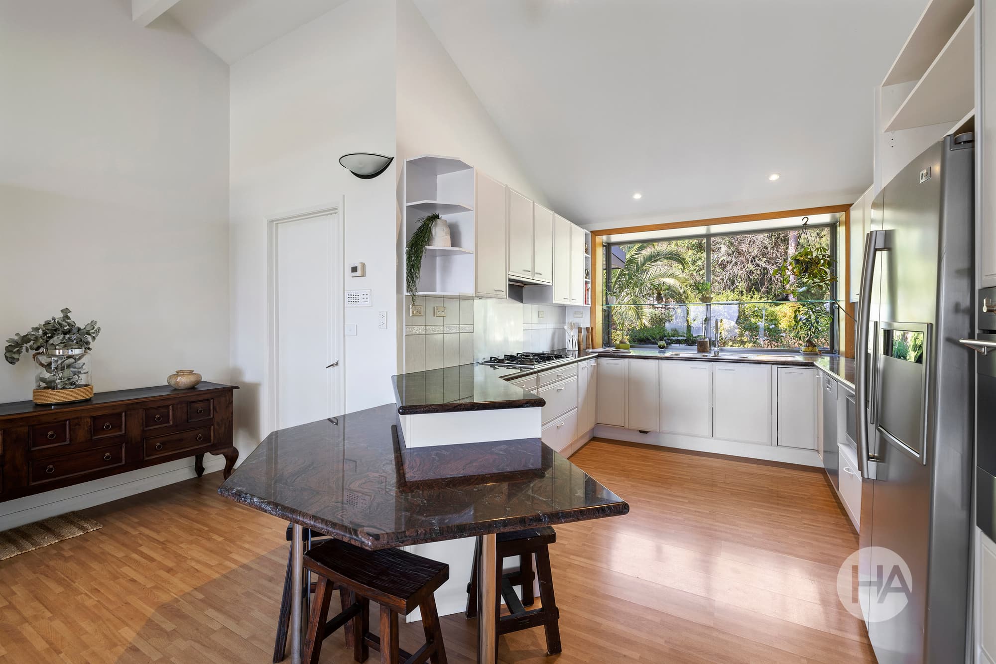 414 Arthurs Seat Road, RED HILL, Red Hill - Thumbnail 2