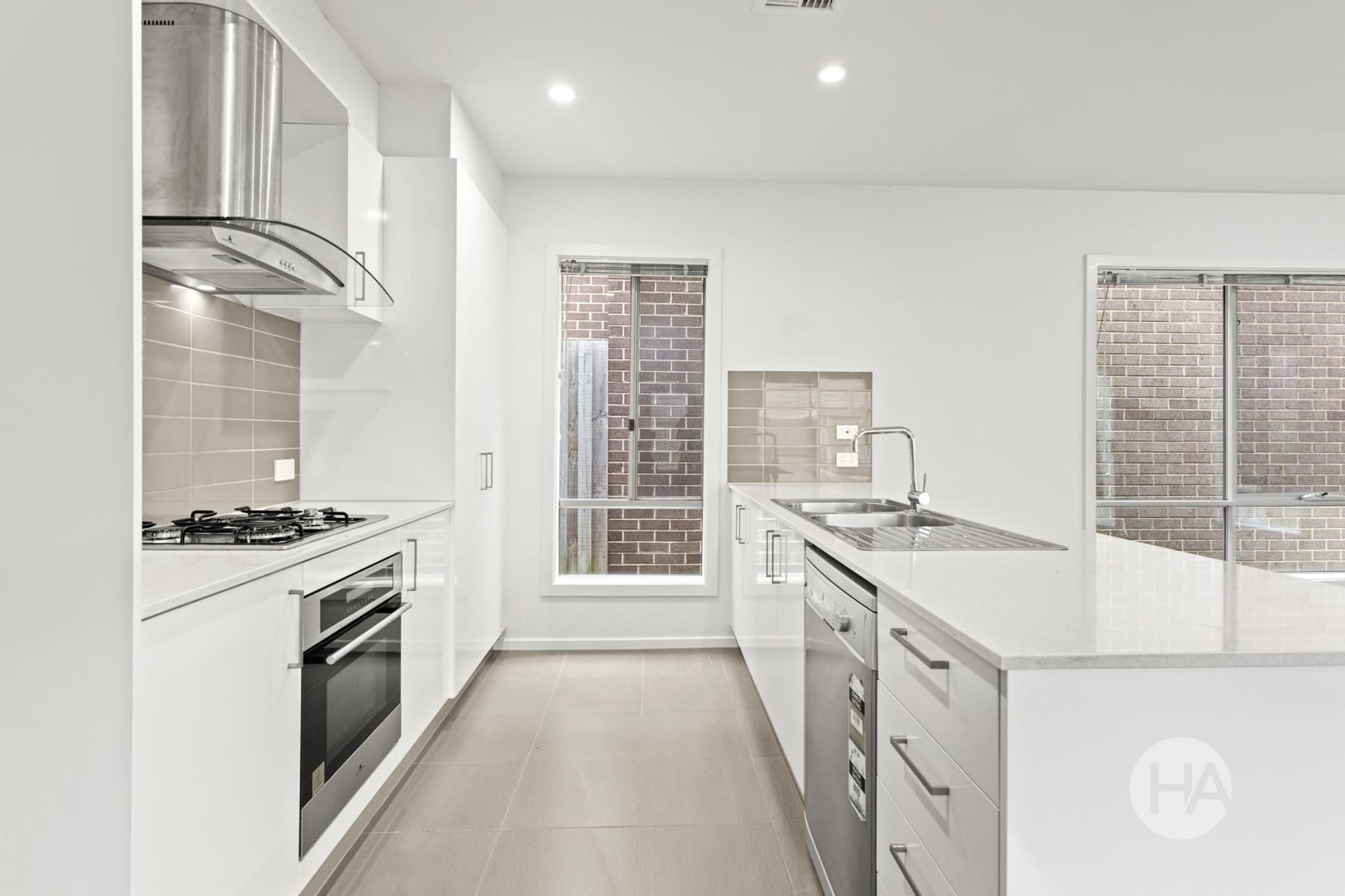 62A Graf Road, SOMERVILLE, Somerville - Thumbnail 2