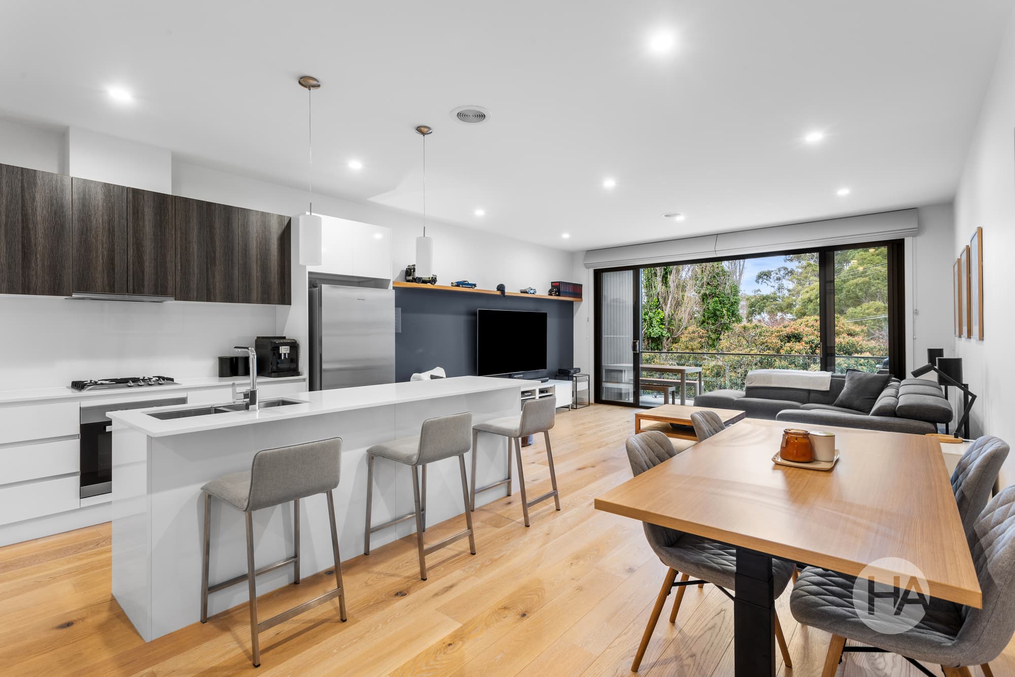 5 Cahn Place, MORNINGTON, Mornington - Image 1