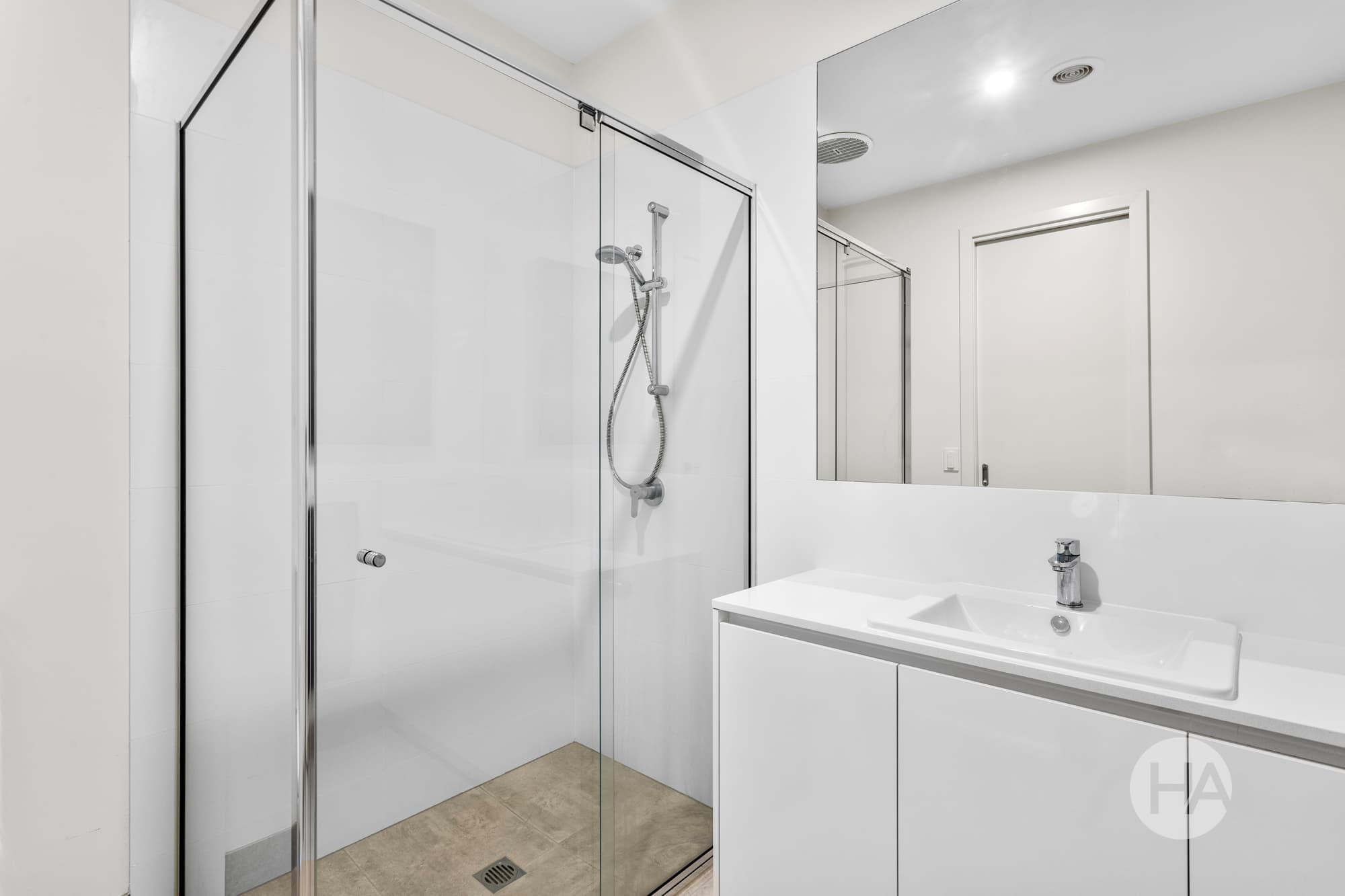 5 Cahn Place, MORNINGTON, Mornington - Thumbnail 6