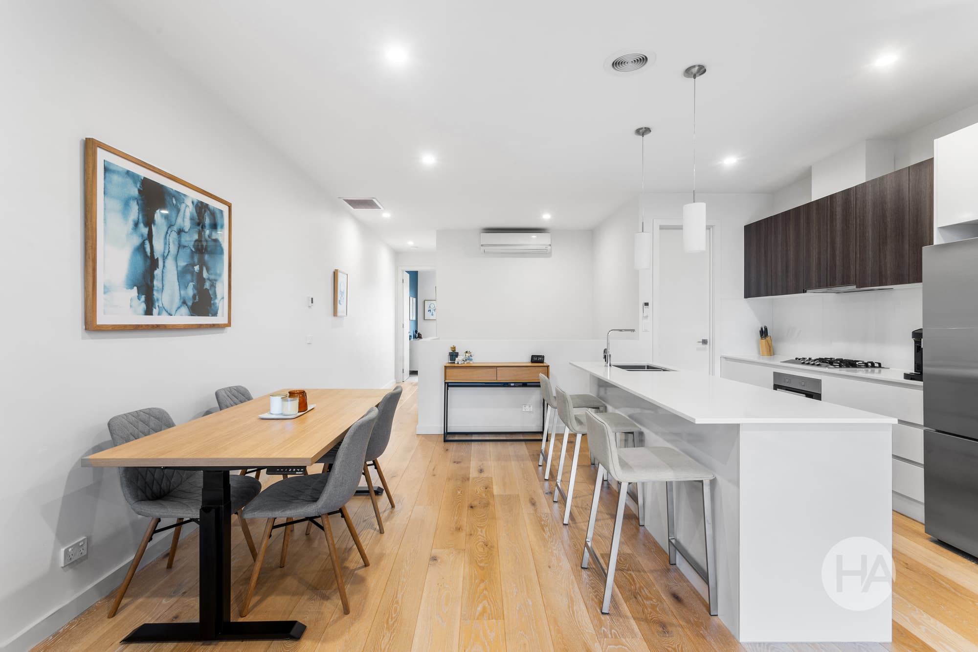 5 Cahn Place, MORNINGTON, Mornington - Thumbnail 2
