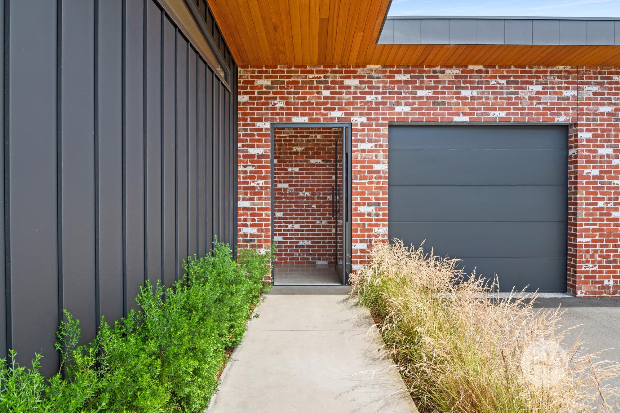 13 Creedmore Drive, RYE, Rye - Thumbnail 3