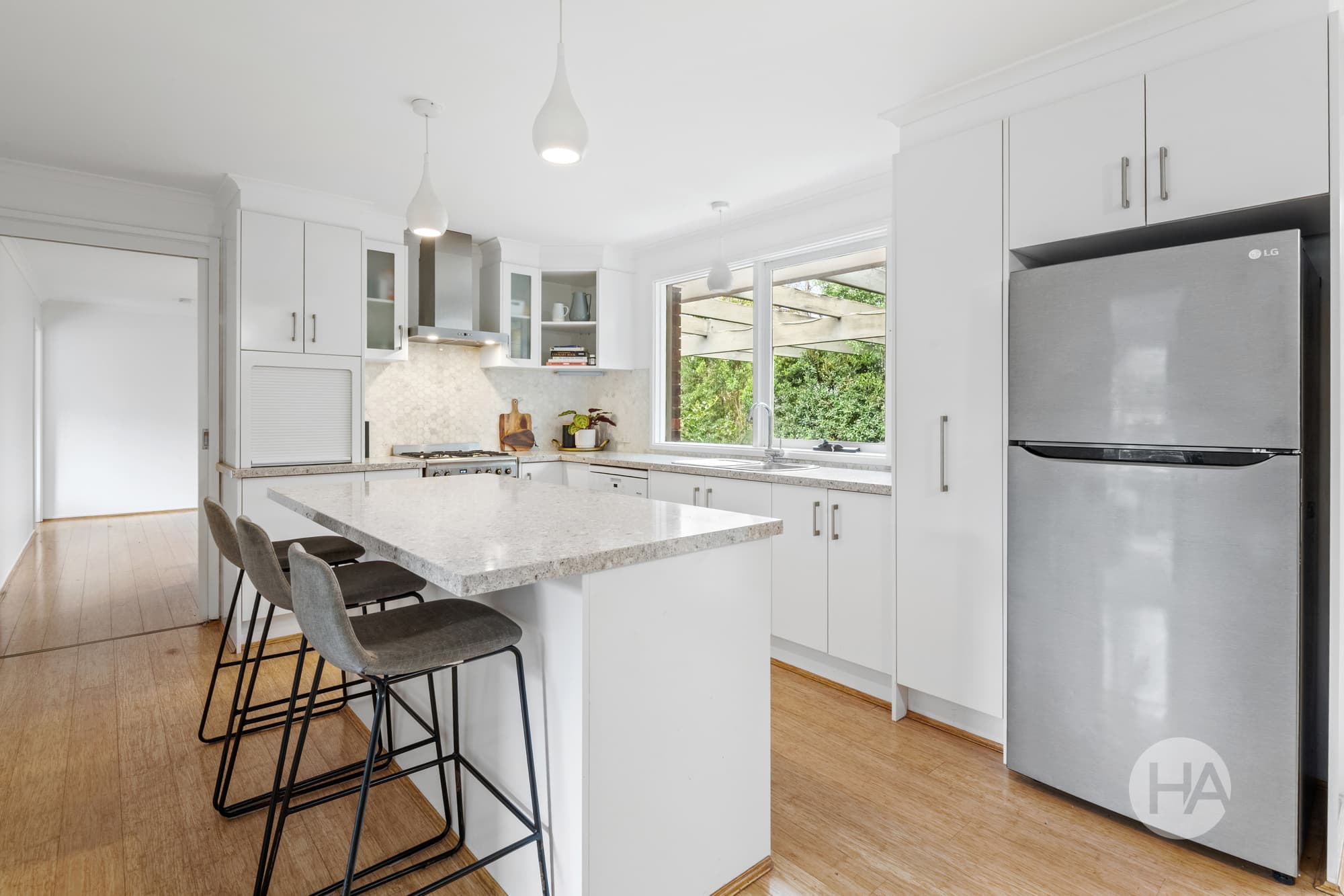 69 Summerhill Crescent, MOUNT ELIZA, Mount Eliza - Thumbnail 3
