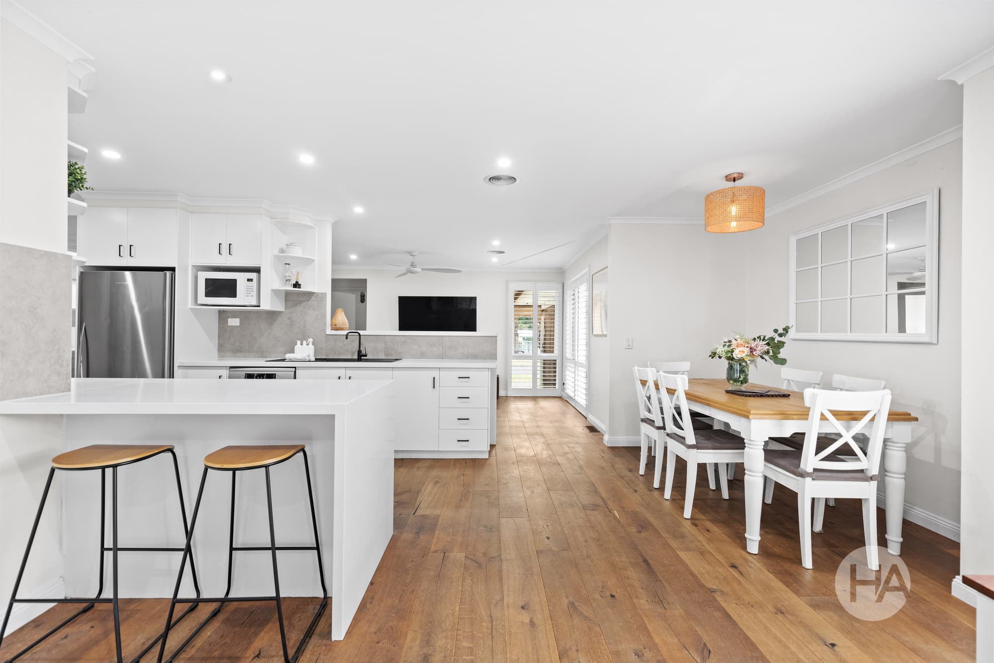17 Wyuna Street, CAPEL SOUND, Capel Sound - Thumbnail 2