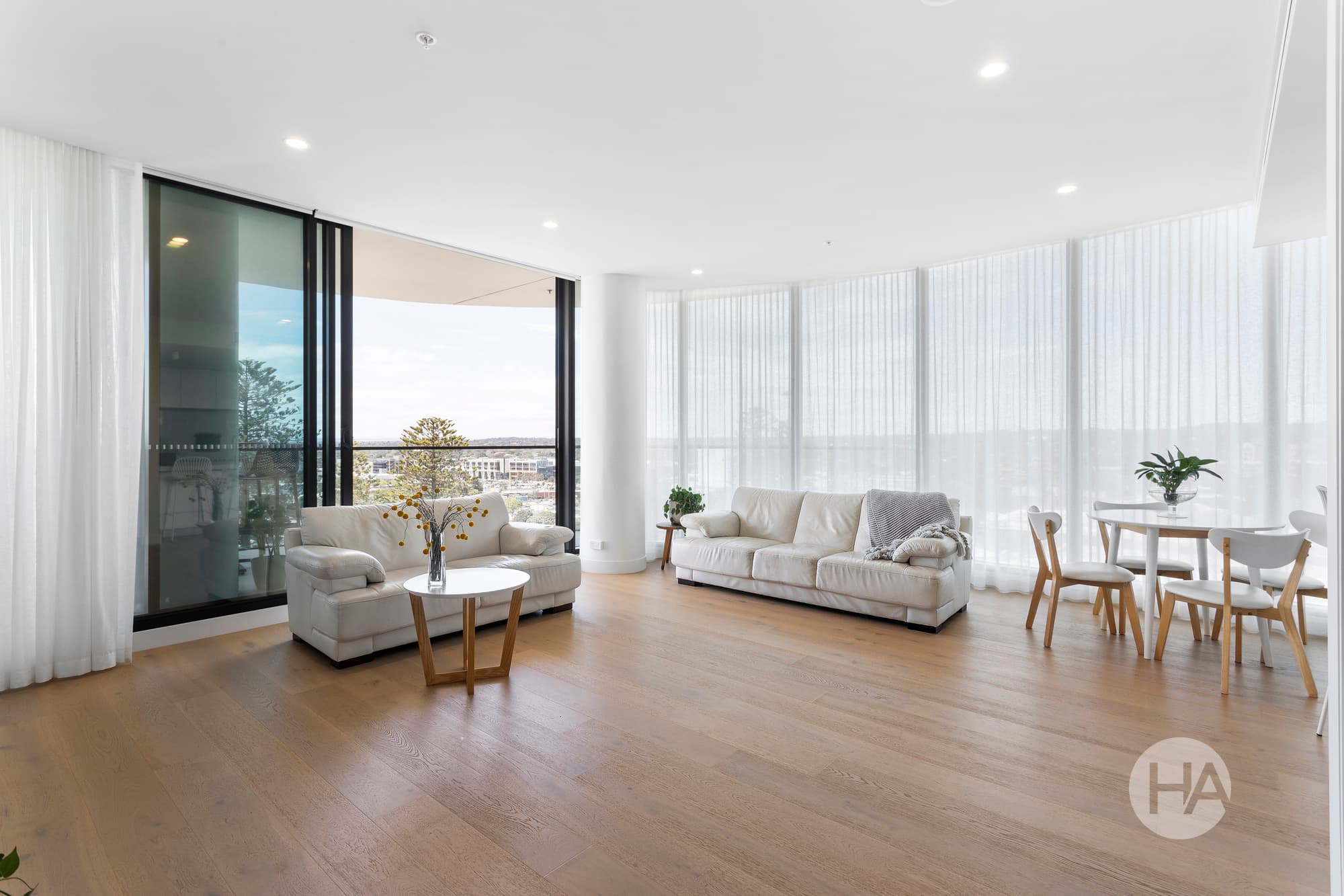 804/1 Plowman Place, FRANKSTON, Frankston - Thumbnail 3