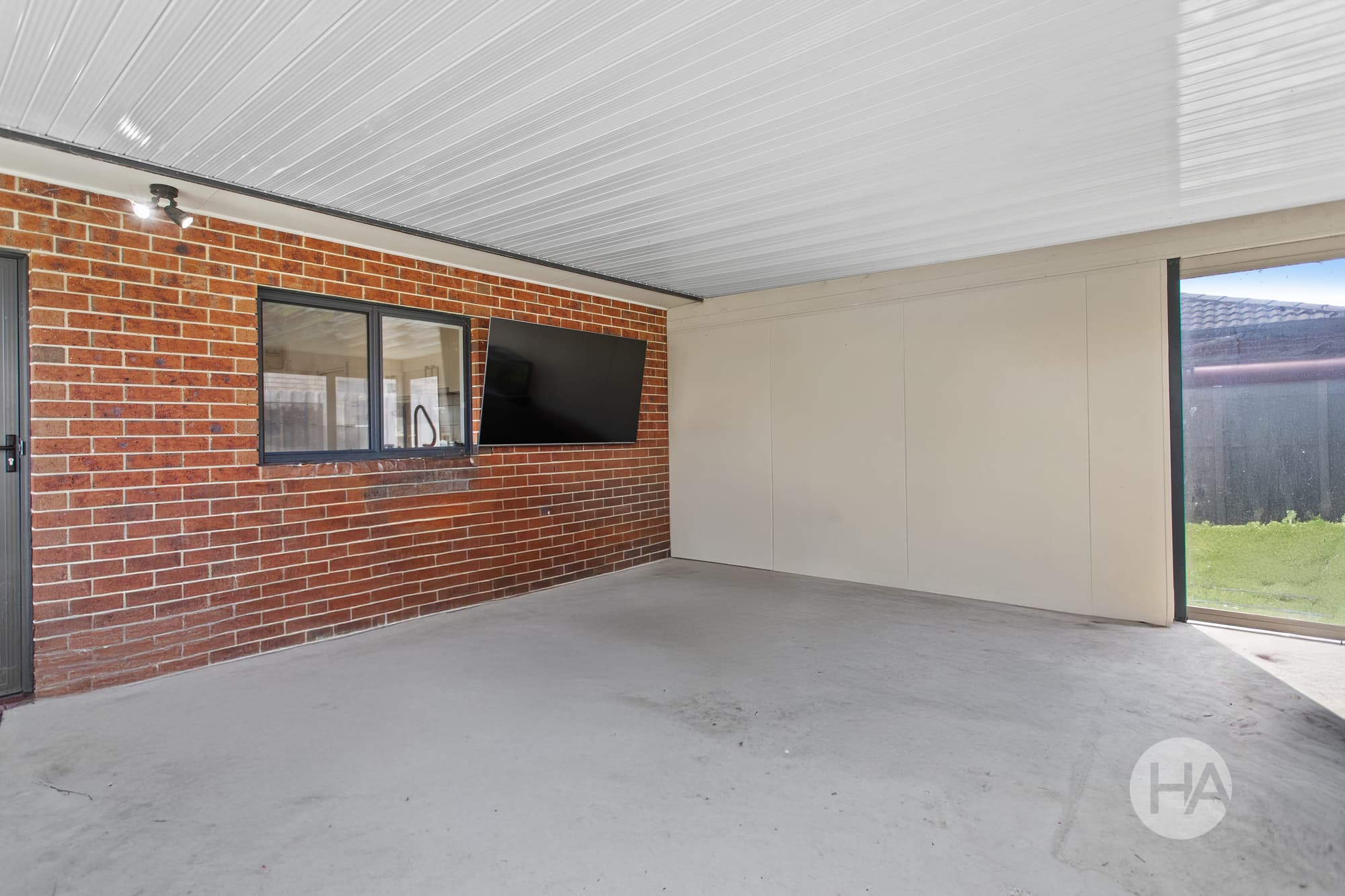 40 Peverill Crescent, WONTHAGGI, Wonthaggi - Thumbnail 7