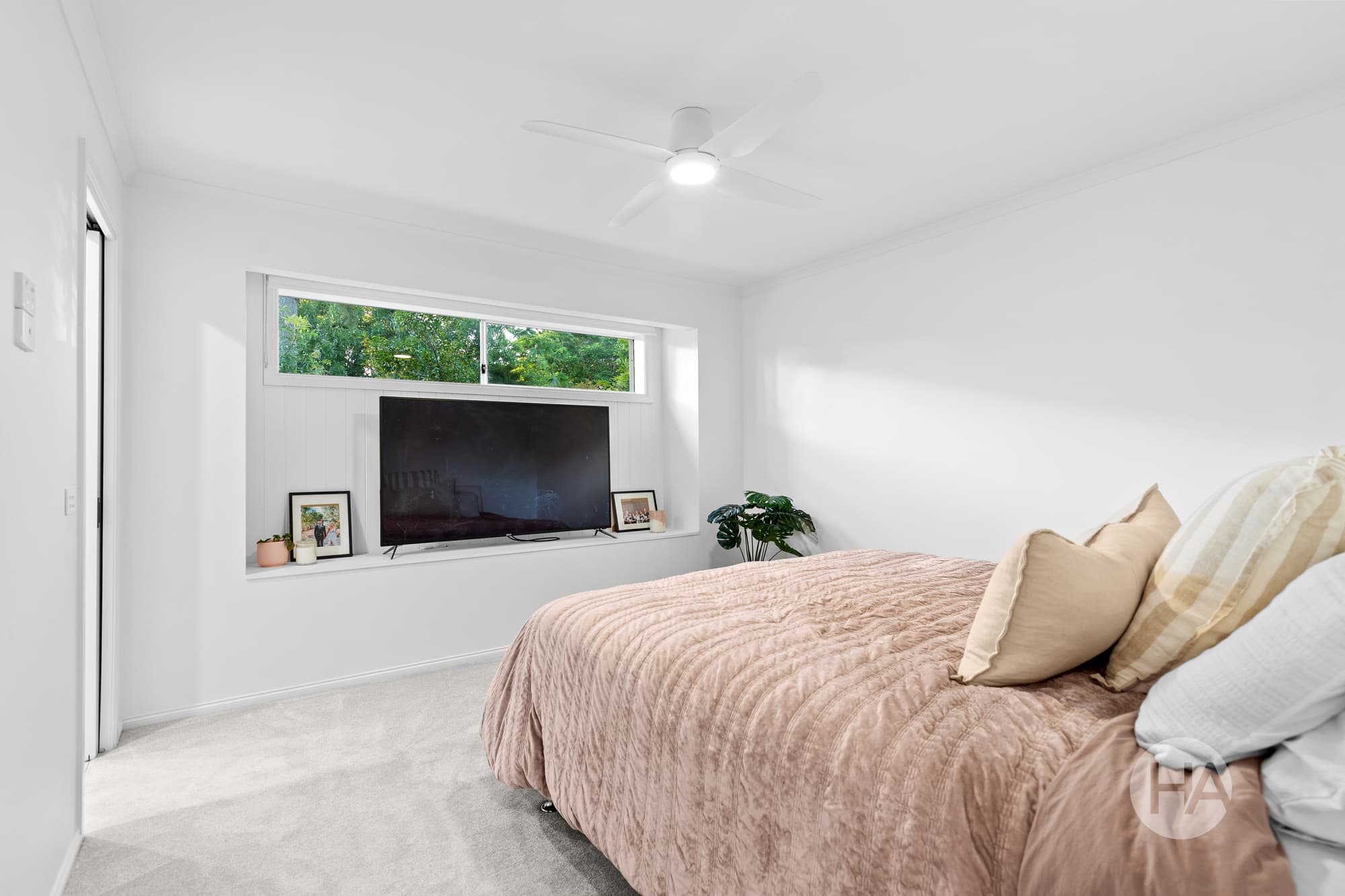 10 Manor House Drive, MORNINGTON, Mornington - Thumbnail 7