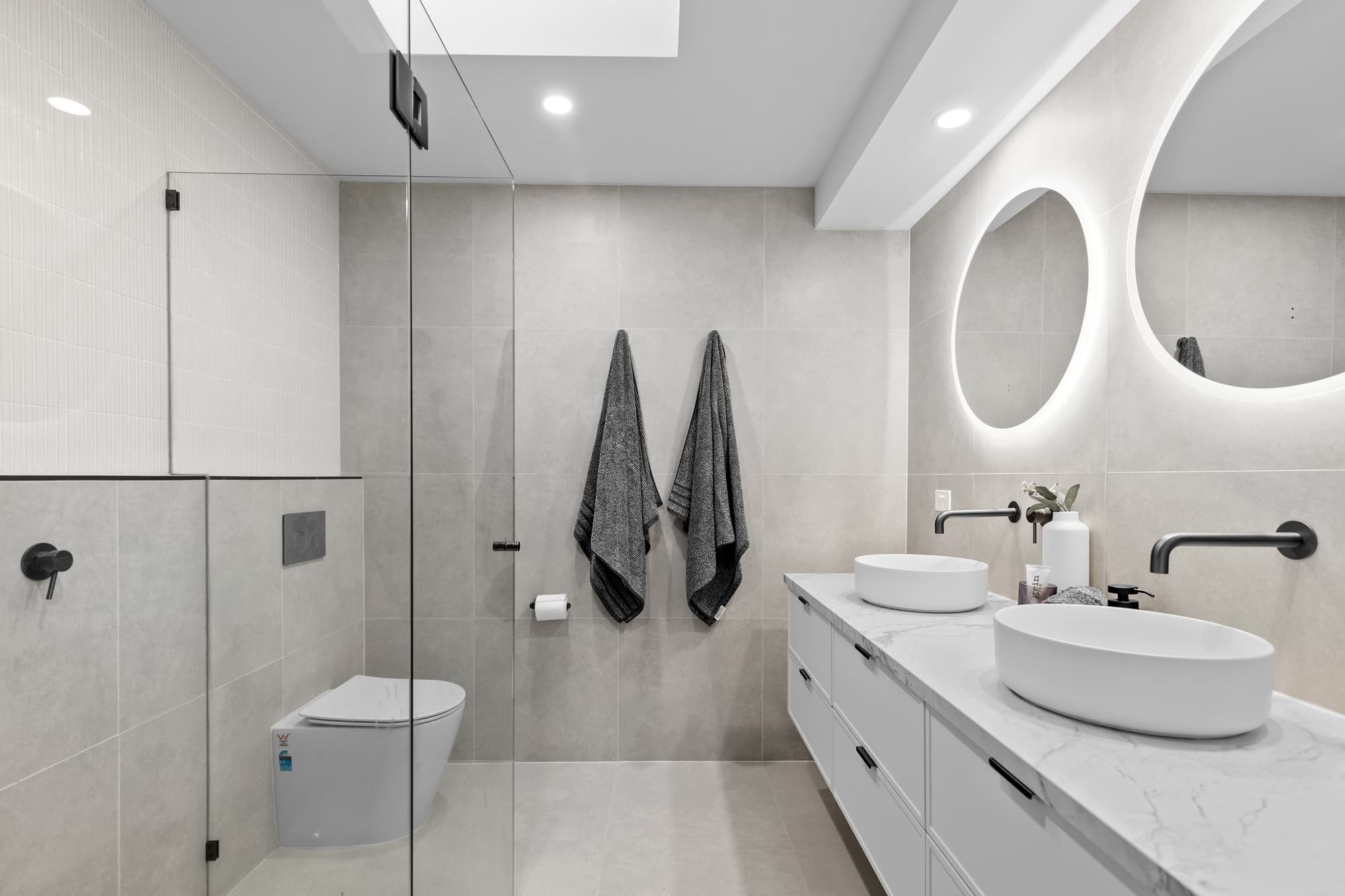 10 Manor House Drive, MORNINGTON, Mornington - Thumbnail 8