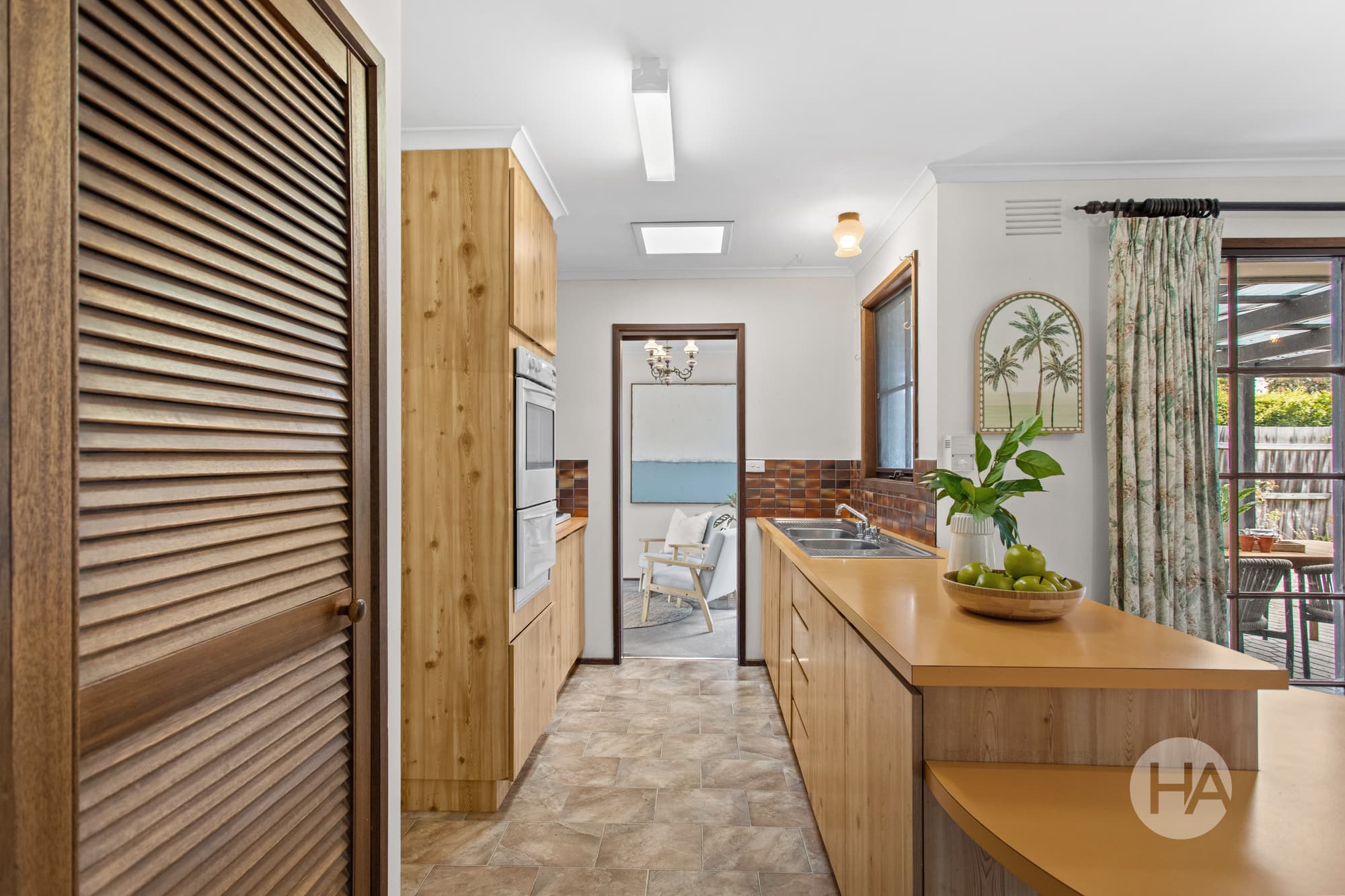 206 Karingal Drive, FRANKSTON, Frankston - Thumbnail 2