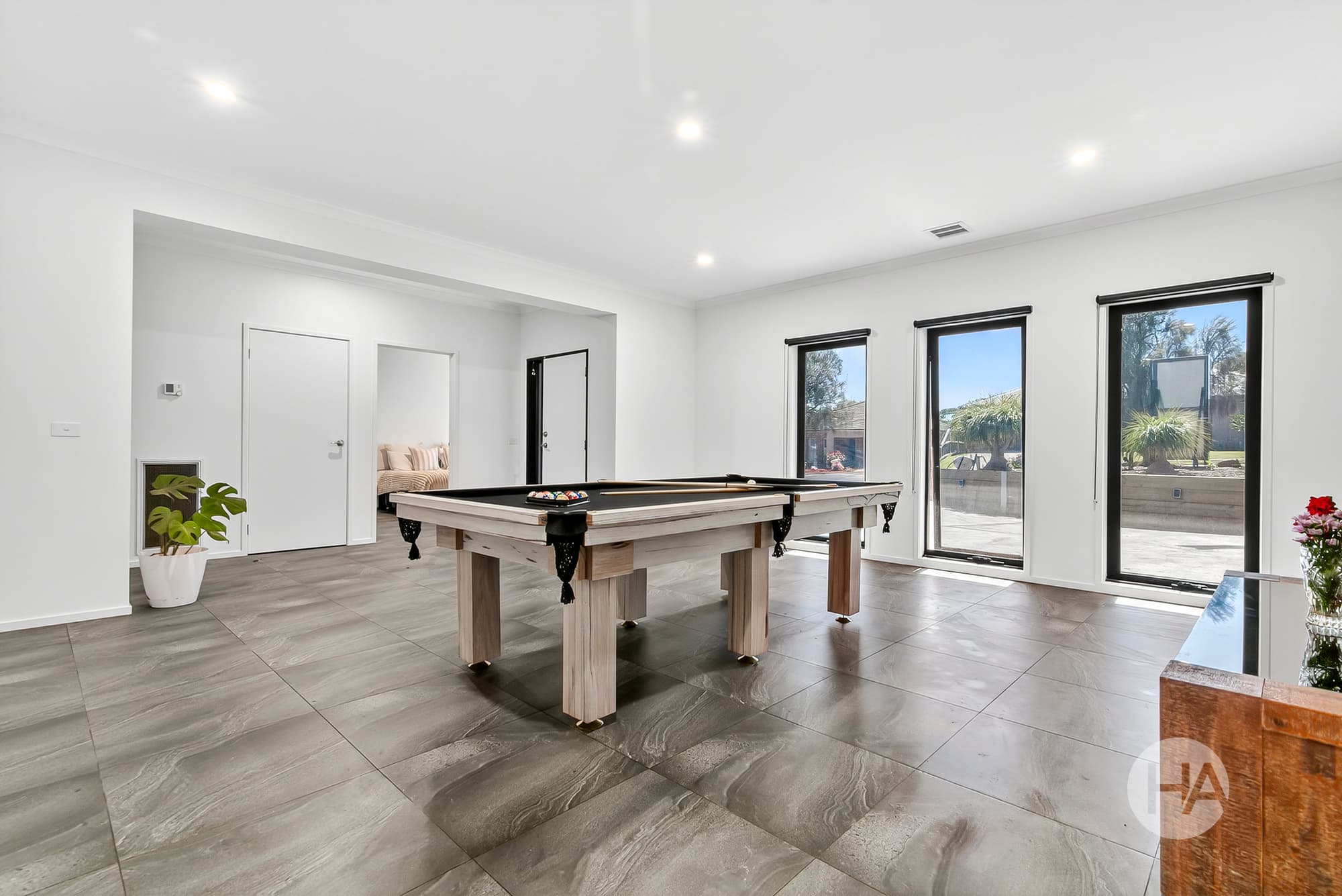 4 Crestwood Drive, ROSEBUD, Rosebud - Thumbnail 7