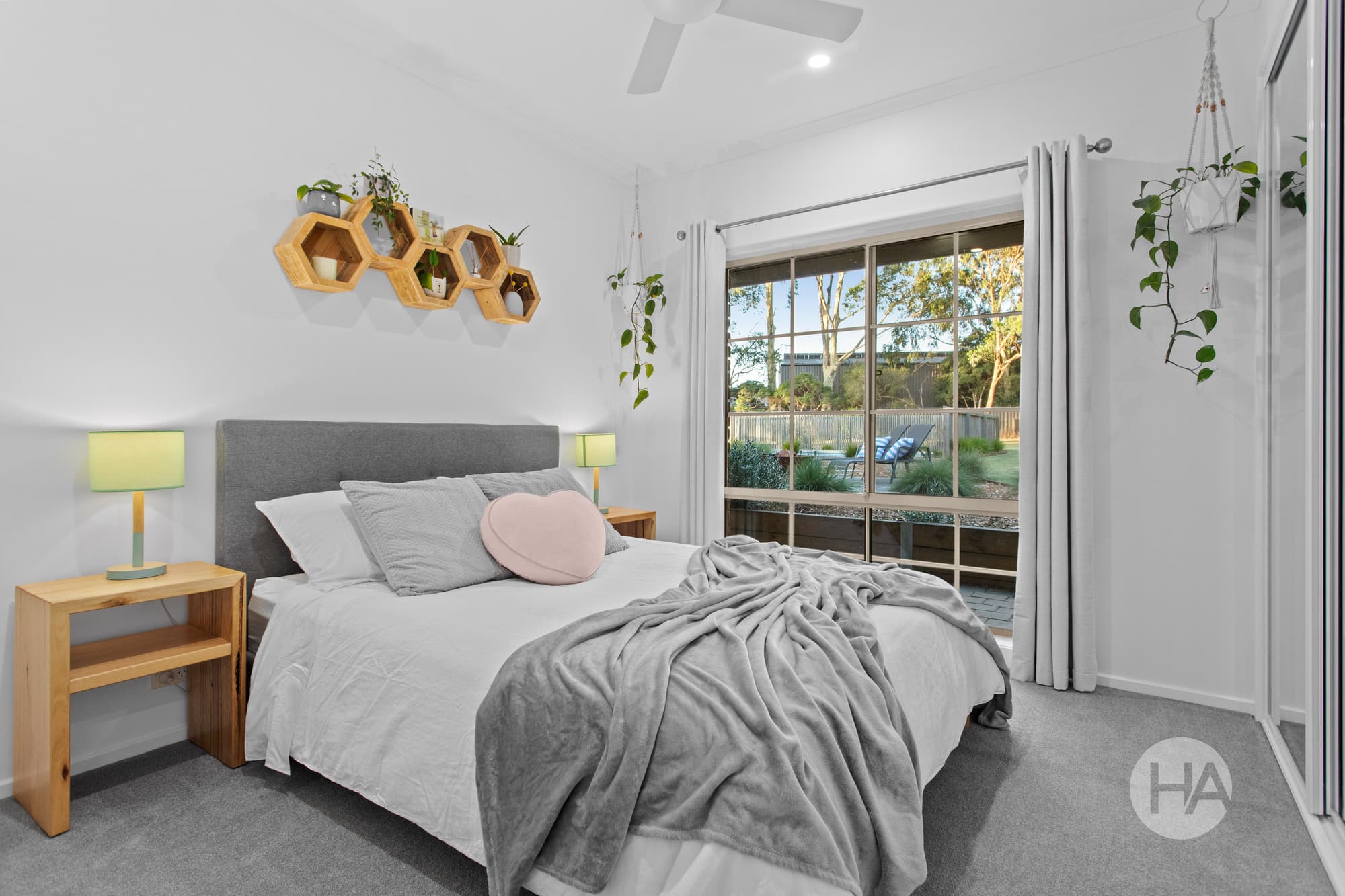 5 Bushbury Court, SOMERVILLE, Somerville - Thumbnail 8