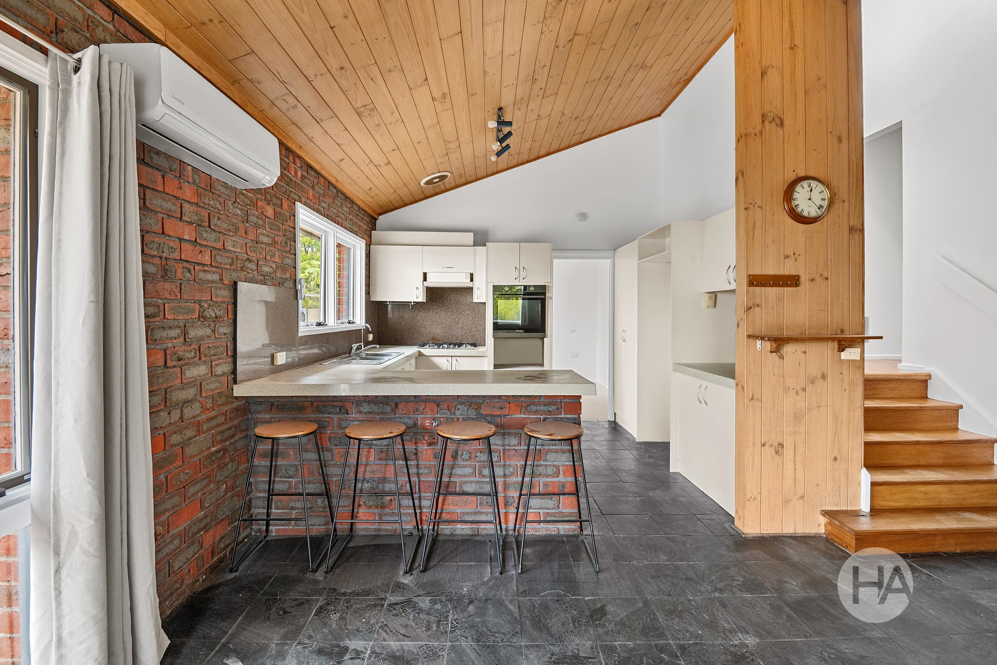 20 Vista Court, SOMERVILLE, Somerville - Thumbnail 3