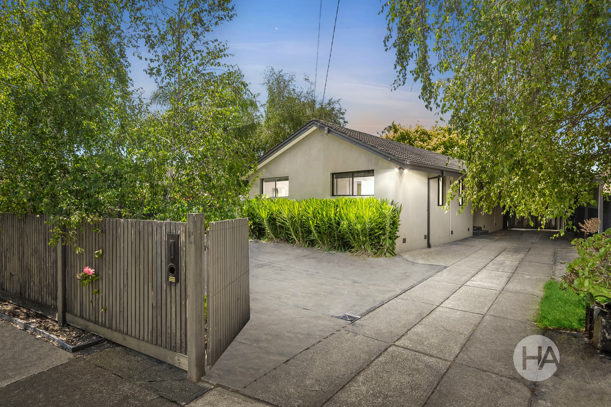 14 Illowa Street, MORNINGTON, Mornington - Image 1