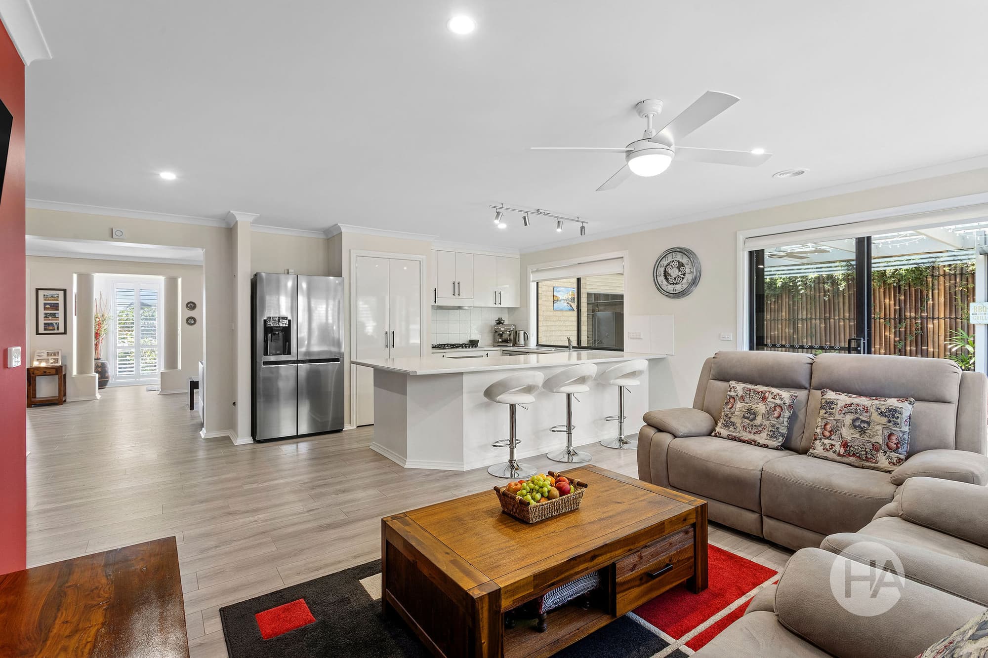 28 Moorhead Avenue, MORNINGTON, Mornington - Thumbnail 3