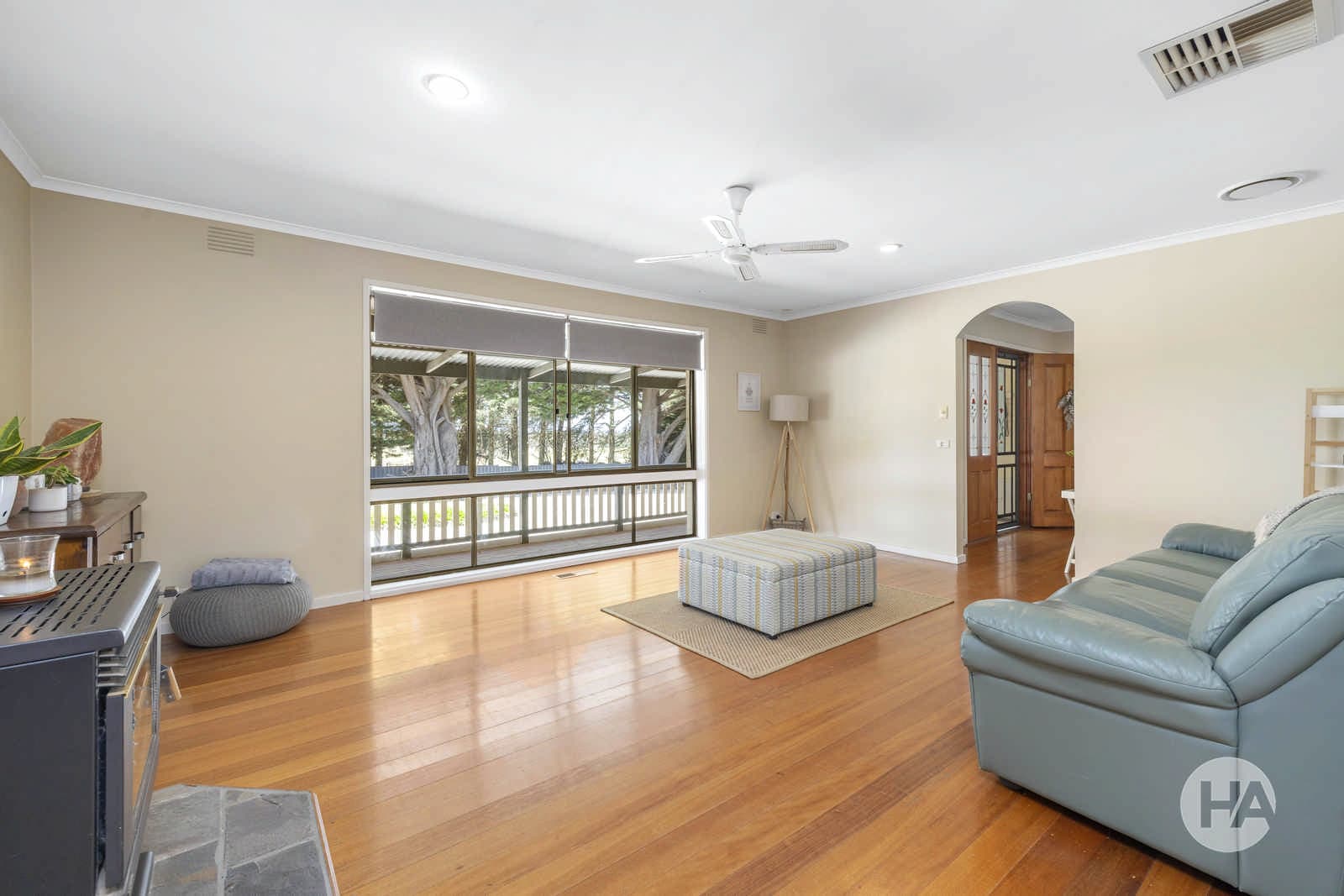 1 & 1a Valencia Rise, TYABB, Fawkner - Thumbnail 5