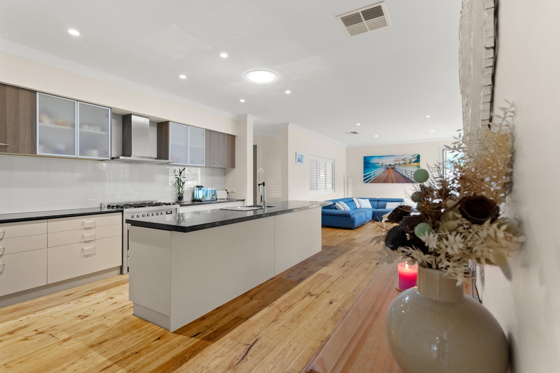 13 Beach Hill Avenue, SOMERS, Somers - Thumbnail 3