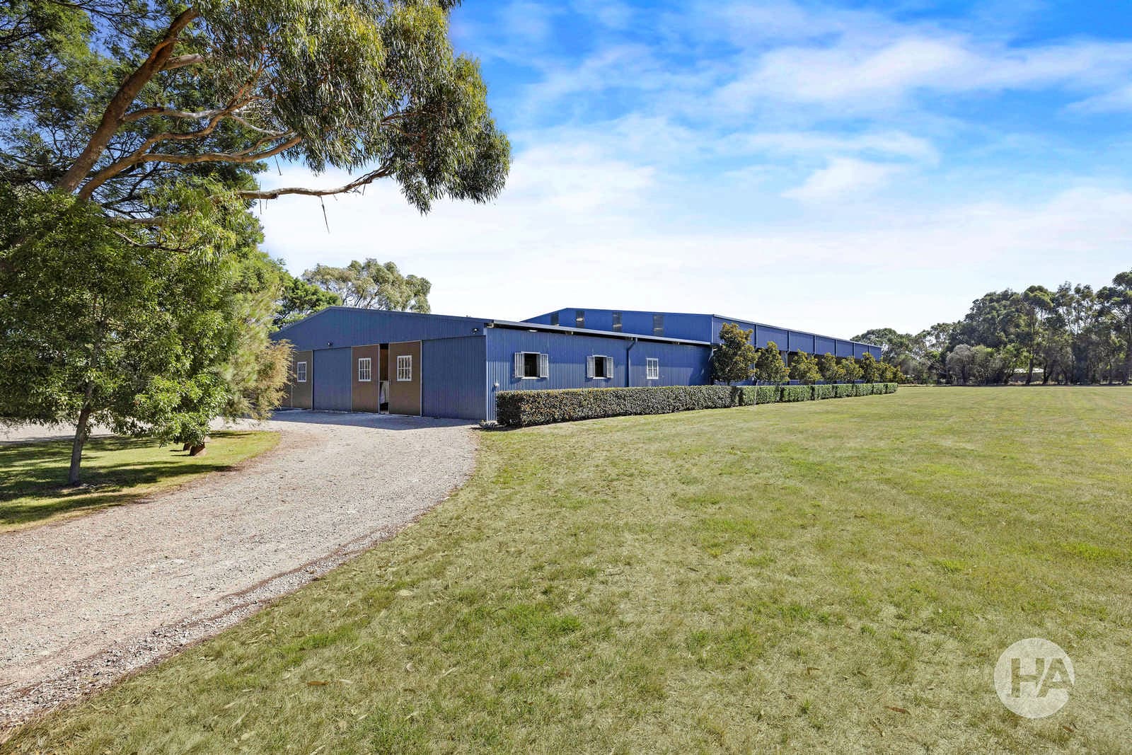 2 Camp Hill Road, SOMERS, Lilydale - Thumbnail 8