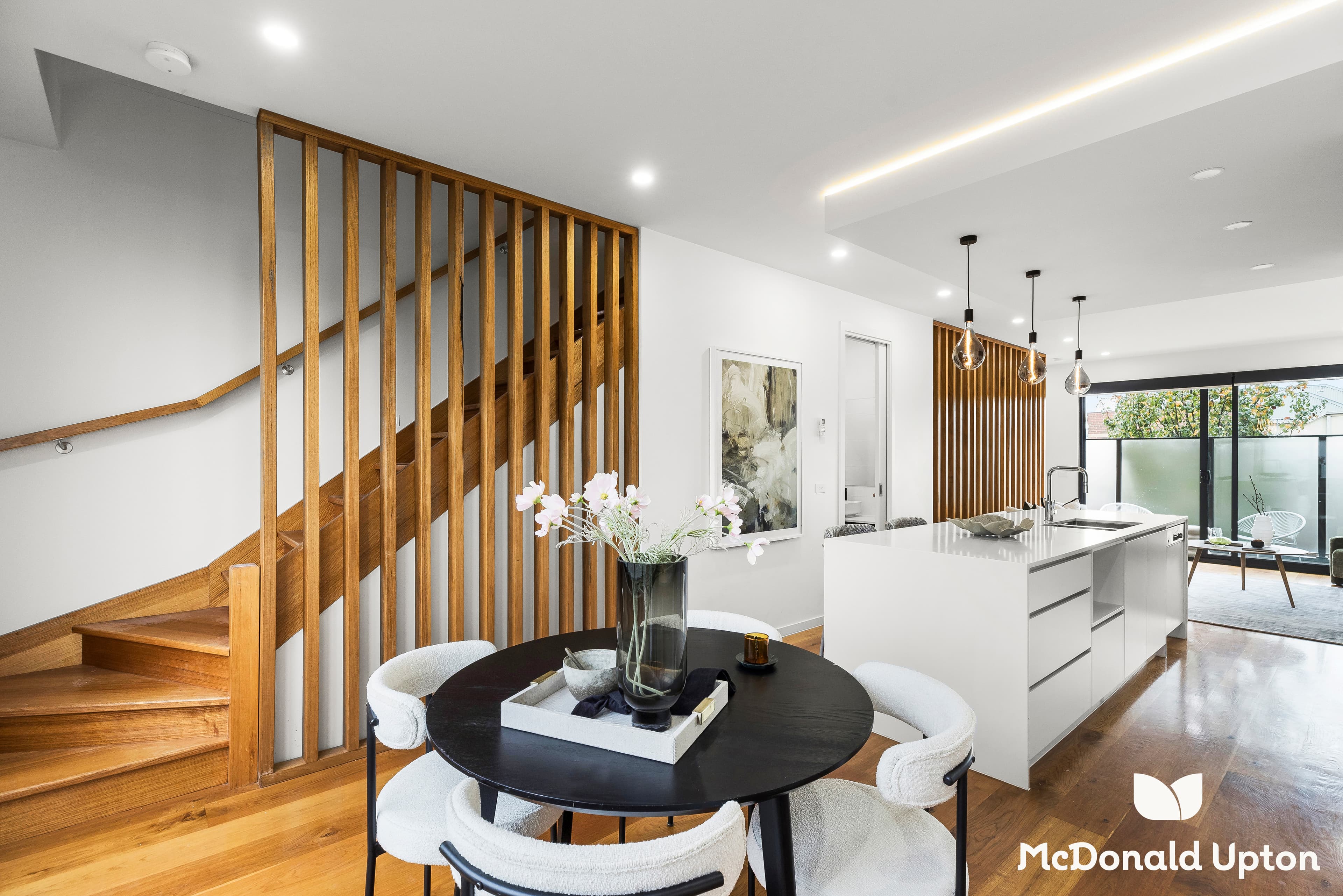 2/338 Pascoe Vale Road, ESSENDON VIC 3040, Essendon - Thumbnail 6