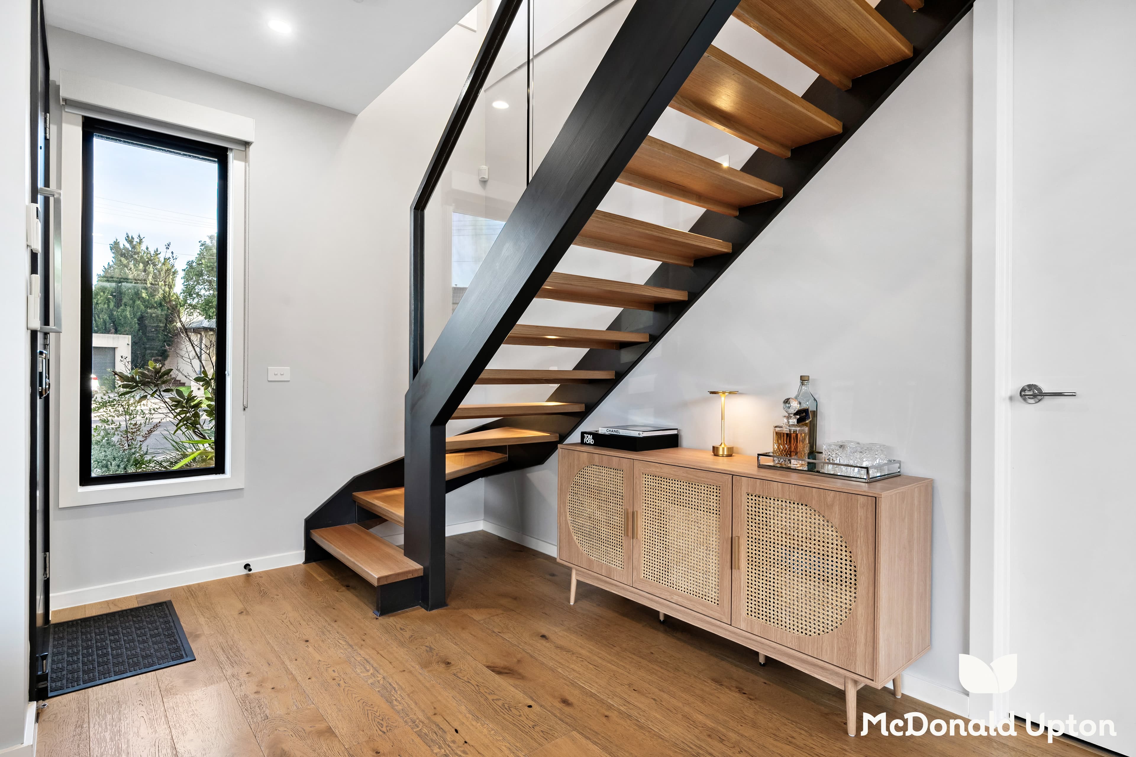 23 Palagia Court, STRATHMORE HEIGHTS VIC 3041, Strathmore Heights - Thumbnail 2