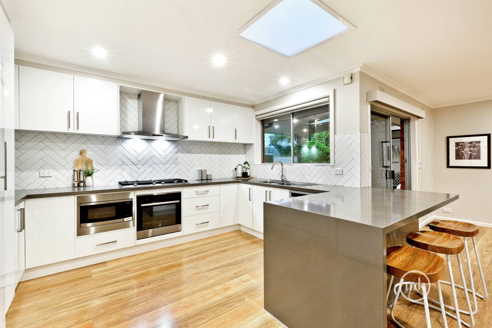 Greensborough, Greensborough - Thumbnail 2