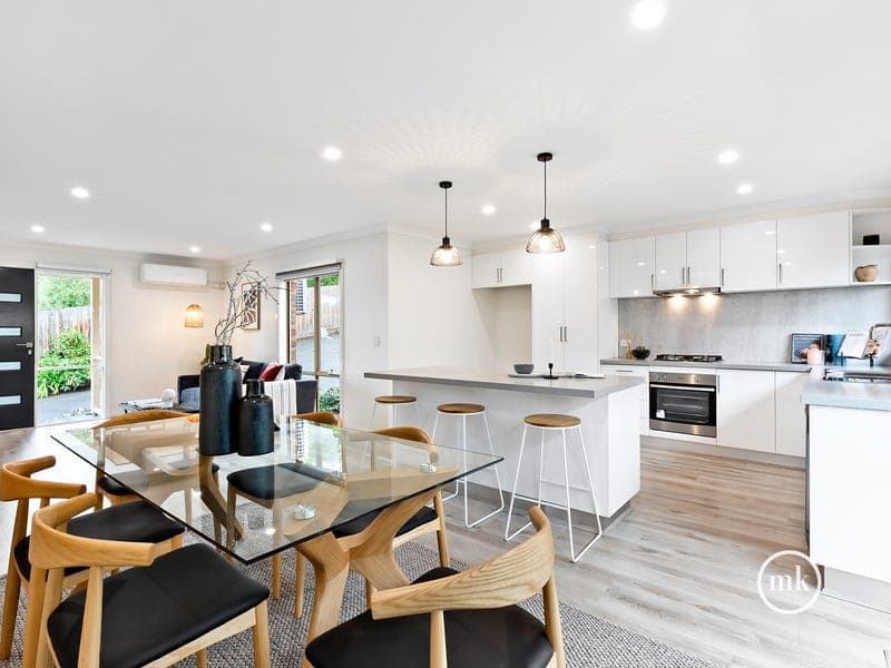 2/5 Walsh Street, Eltham, Eltham - Image 1