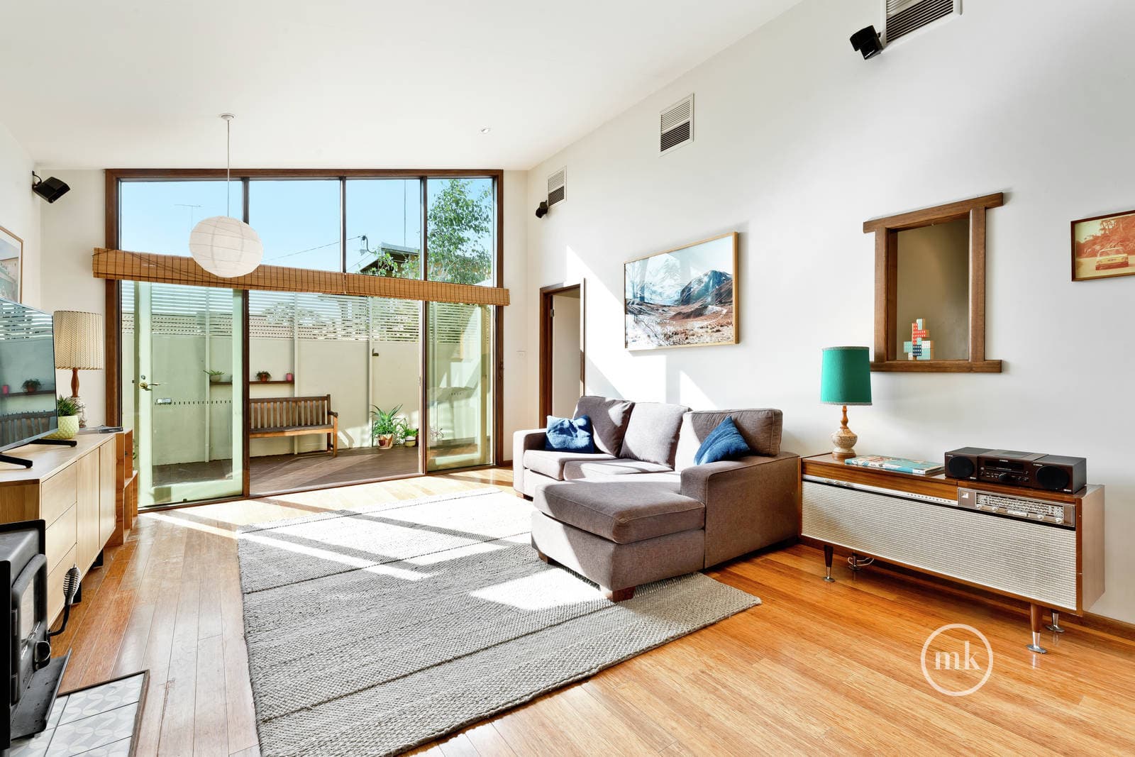1/6 Macaulay Court, Eltham, Eltham - Thumbnail 3
