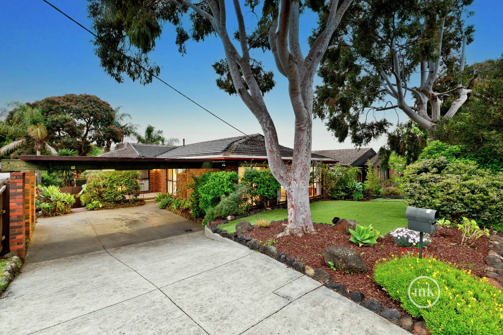 Greensborough, Greensborough - Thumbnail 2