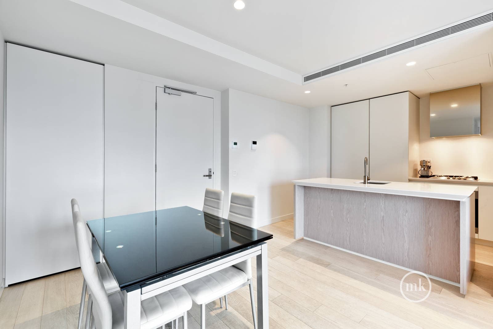 6009/135 A'Beckett Street, Melbourne, Melbourne - Thumbnail 3