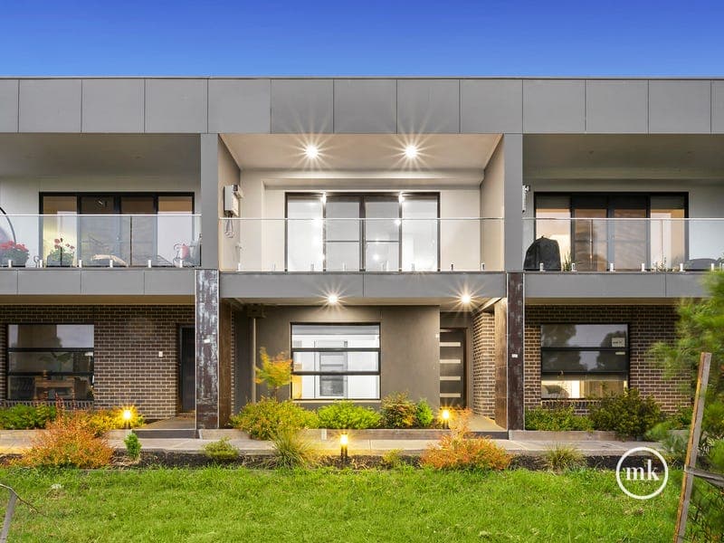 18/52 Waterway Boulevard, Doreen, Doreen - Image 1