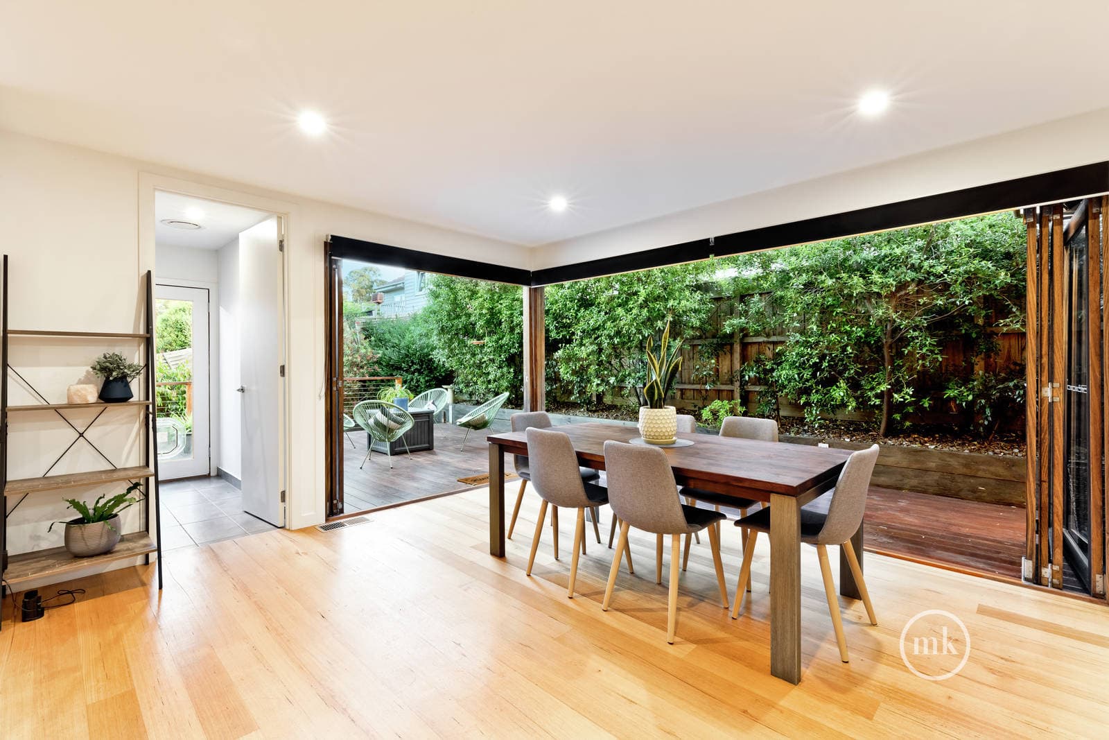 Greensborough, Greensborough - Thumbnail 7