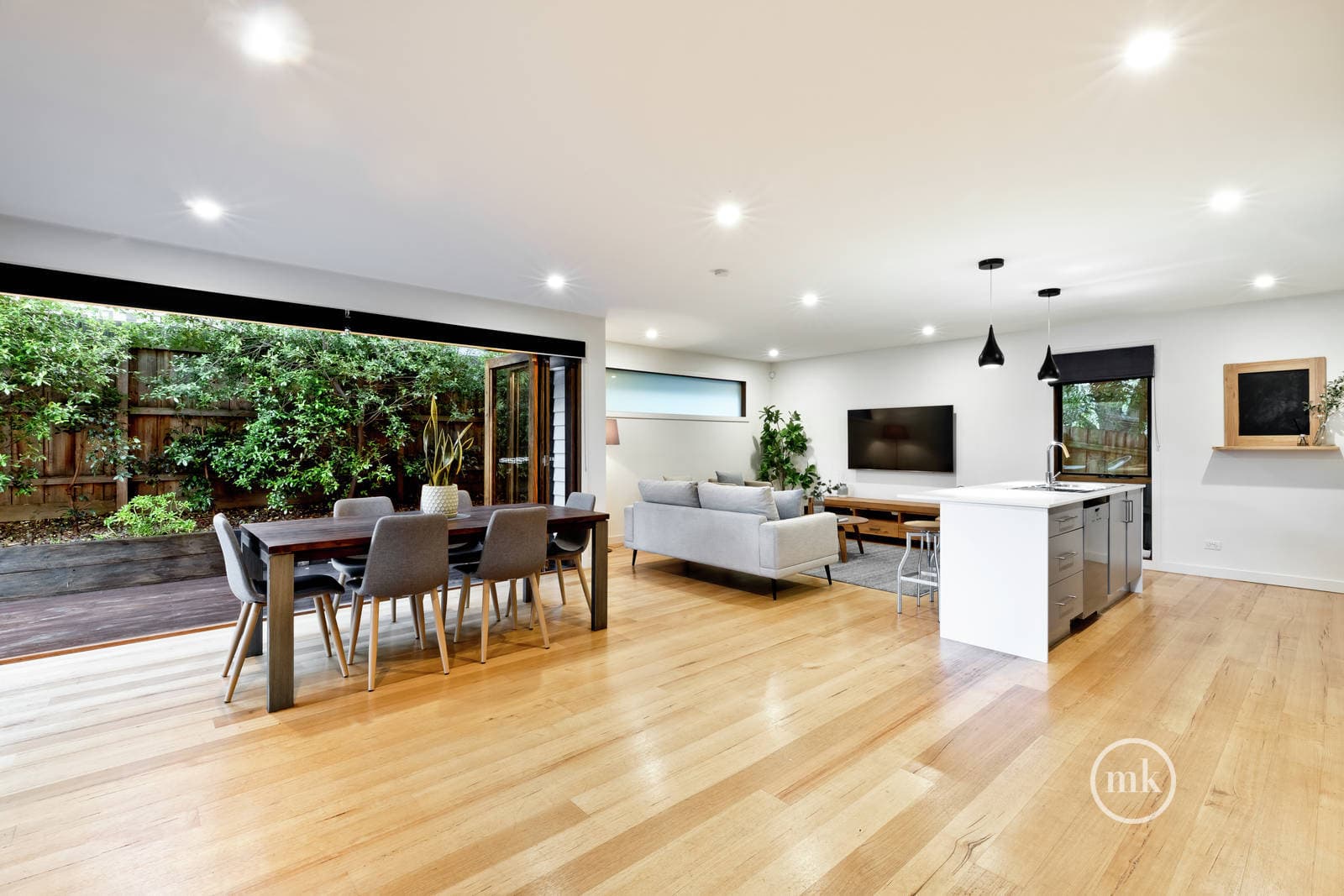 Greensborough, Greensborough - Thumbnail 5