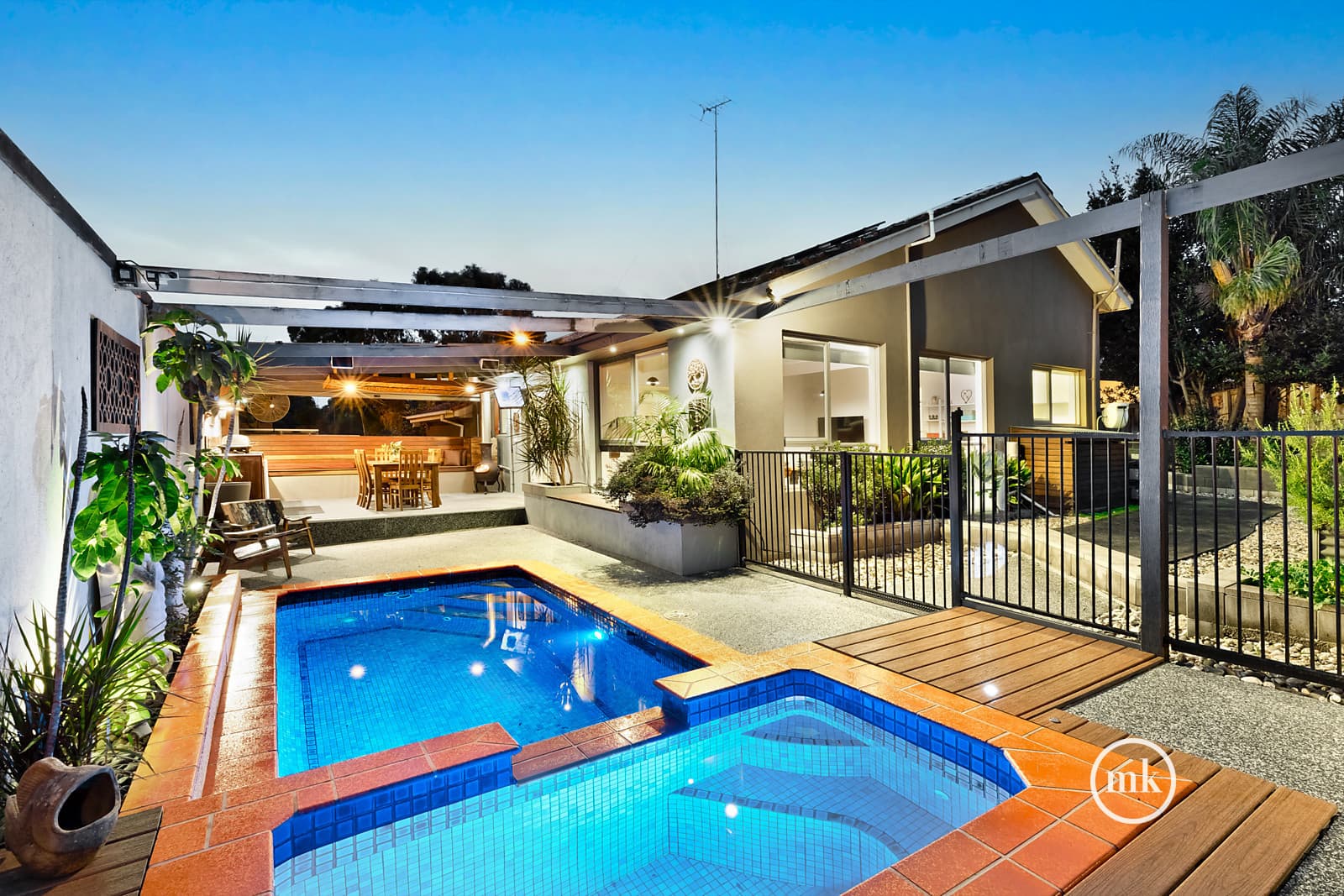 Greensborough, Greensborough - Thumbnail 2