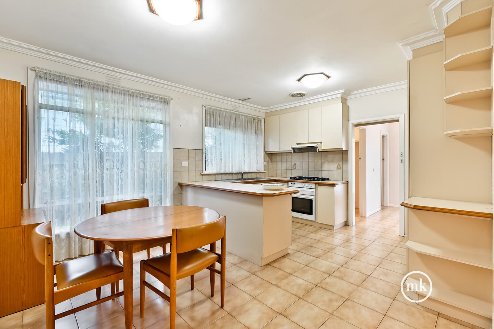 8 Dumossa Avenue, Bulleen, Bulleen - Thumbnail 5