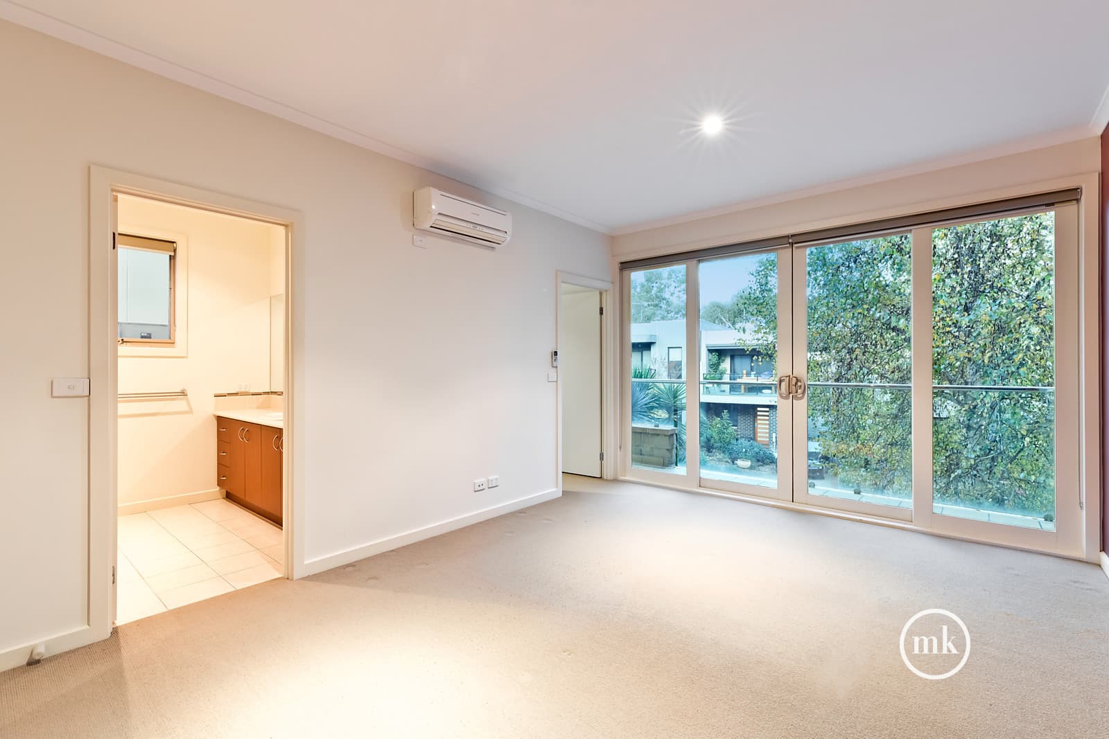 Greensborough, Greensborough - Thumbnail 7